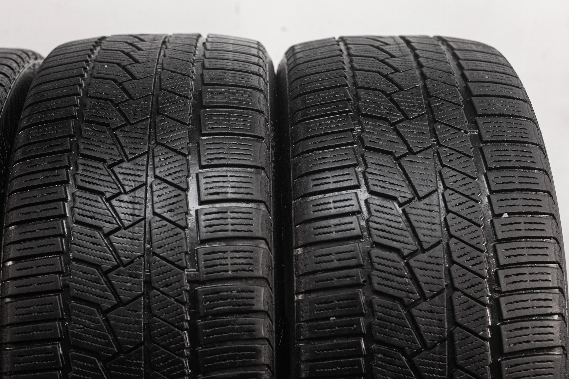 Continental WinterContact TS 860S 245/40 R19 98V + 275/35 R19 100V - миниатюра 5