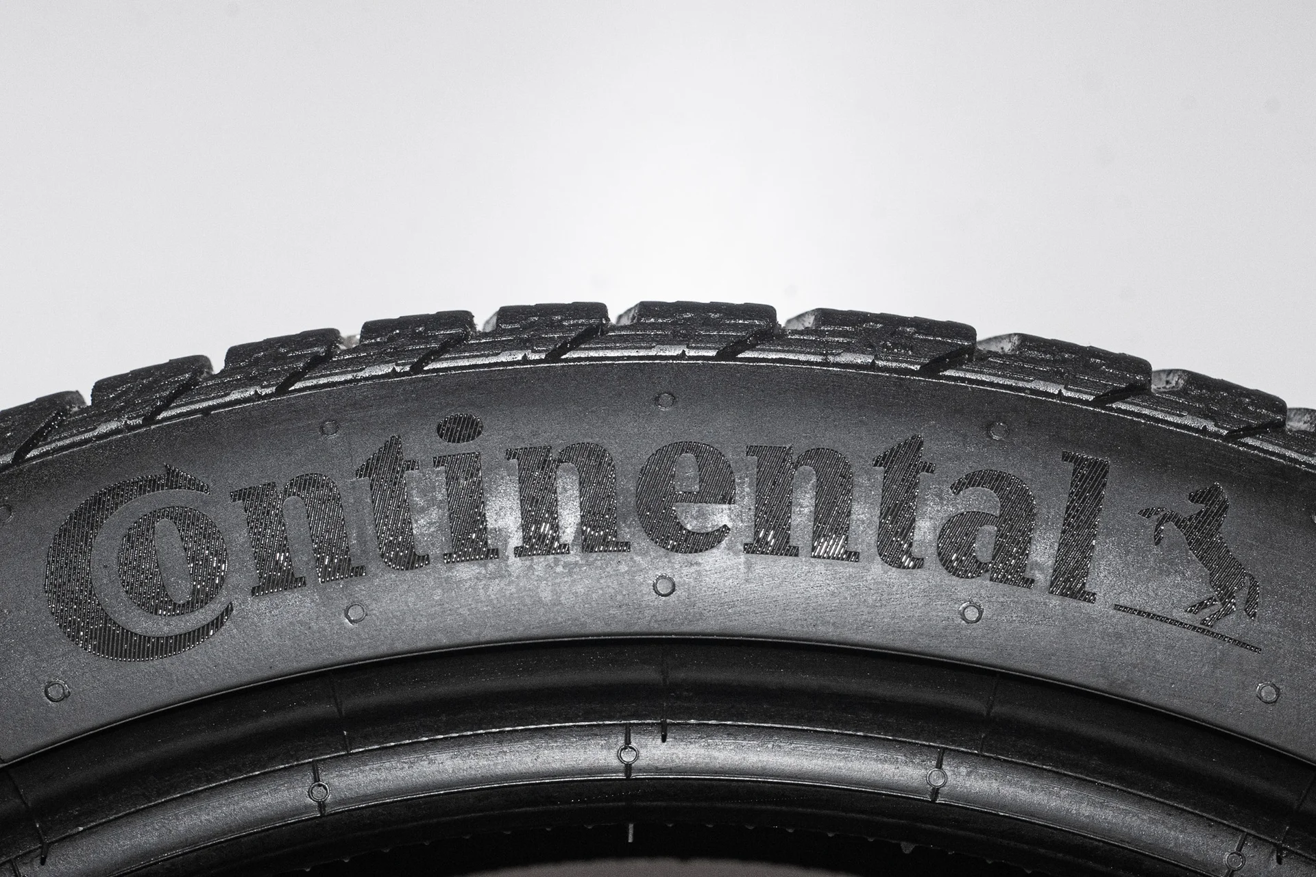 Continental WinterContact TS 860S 245/40 R19 98V + 275/35 R19 100V - миниатюра 7