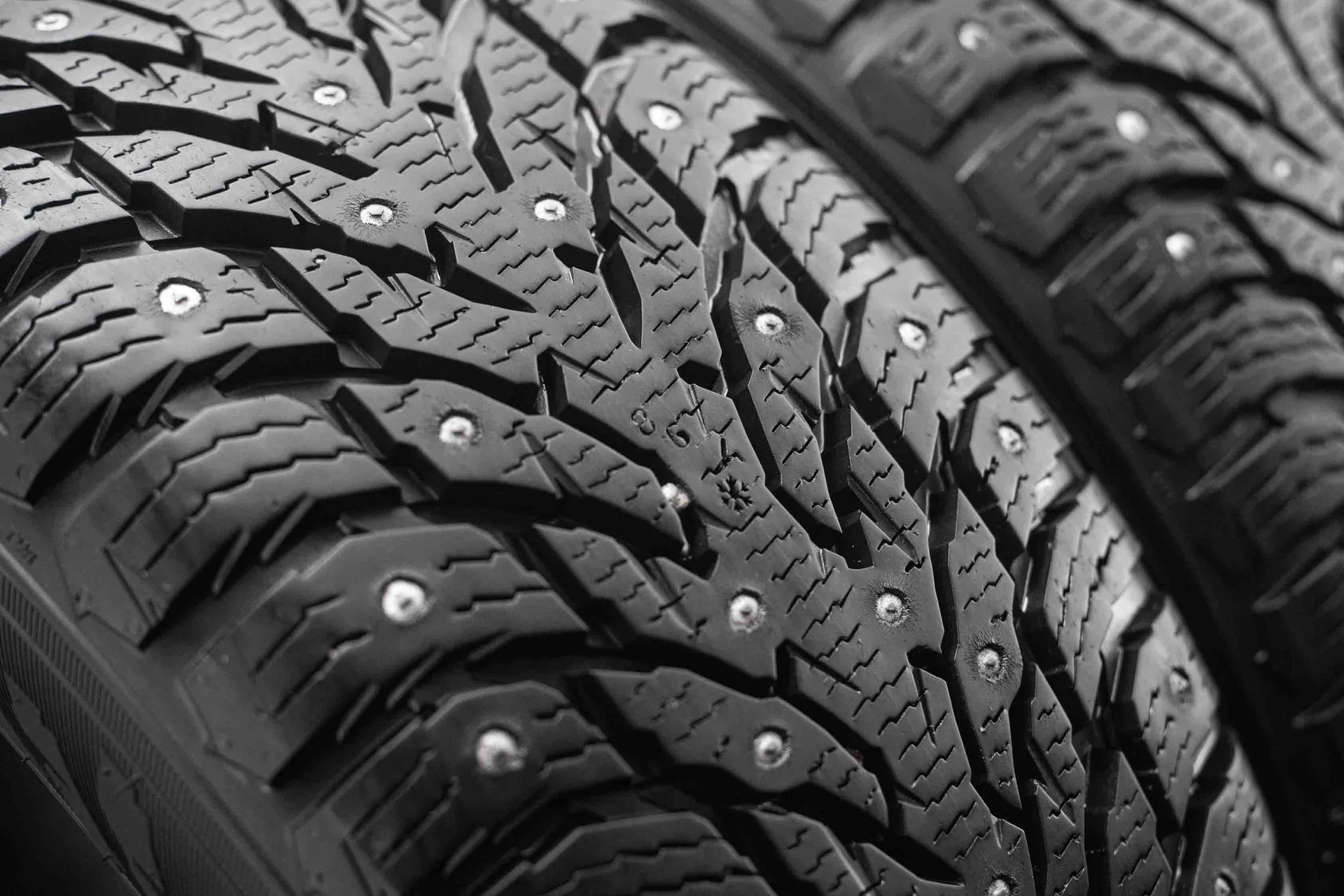 Nokian Hakkapeliitta 9 SUV 215/55 R18 99T XL - миниатюра 3