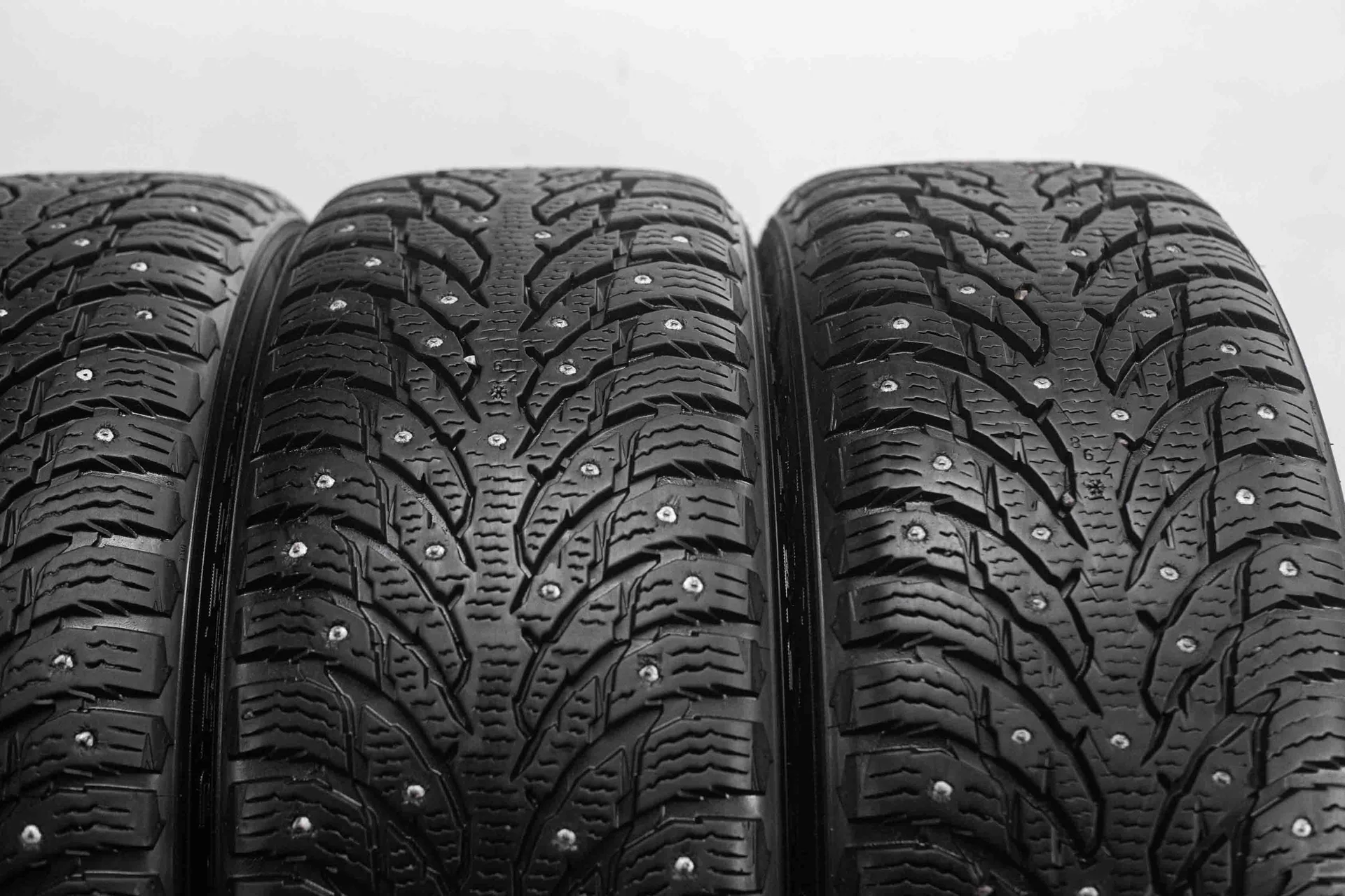 Nokian Hakkapeliitta 9 SUV 215/55 R18 99T XL - миниатюра 4