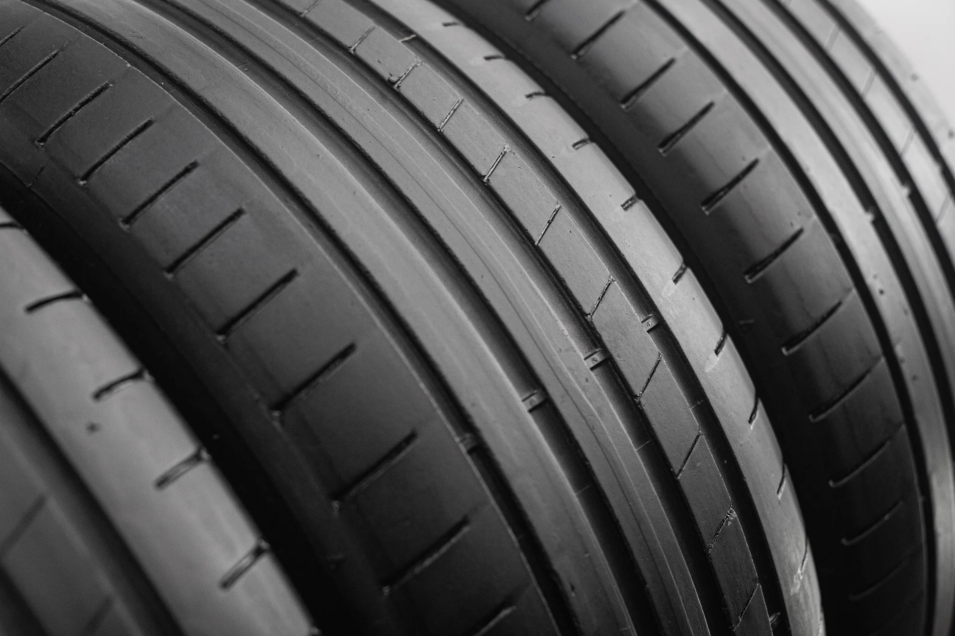 Dunlop SP Sport MAXX RT2 225/45 R19 92W RF - миниатюра 3