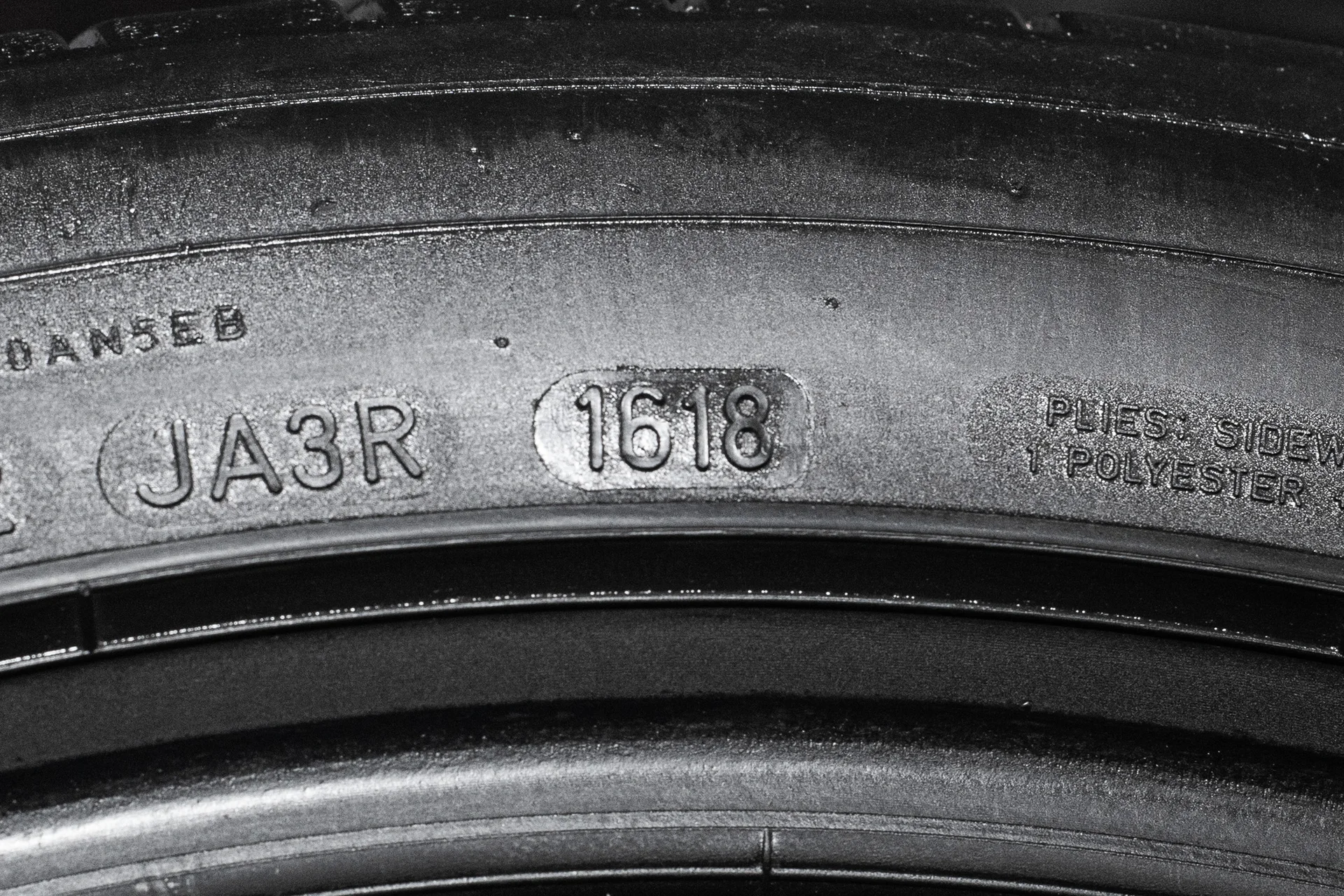 Dunlop SP Sport MAXX RT2 225/45 R19 92W RF - миниатюра 7