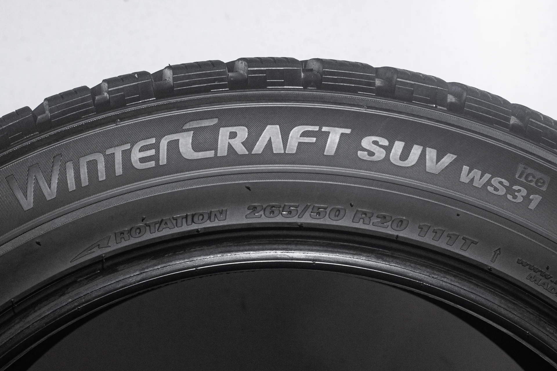 Kumho Wintercraft SUV Ice WS31 265/50 R20 111T XL - миниатюра 9