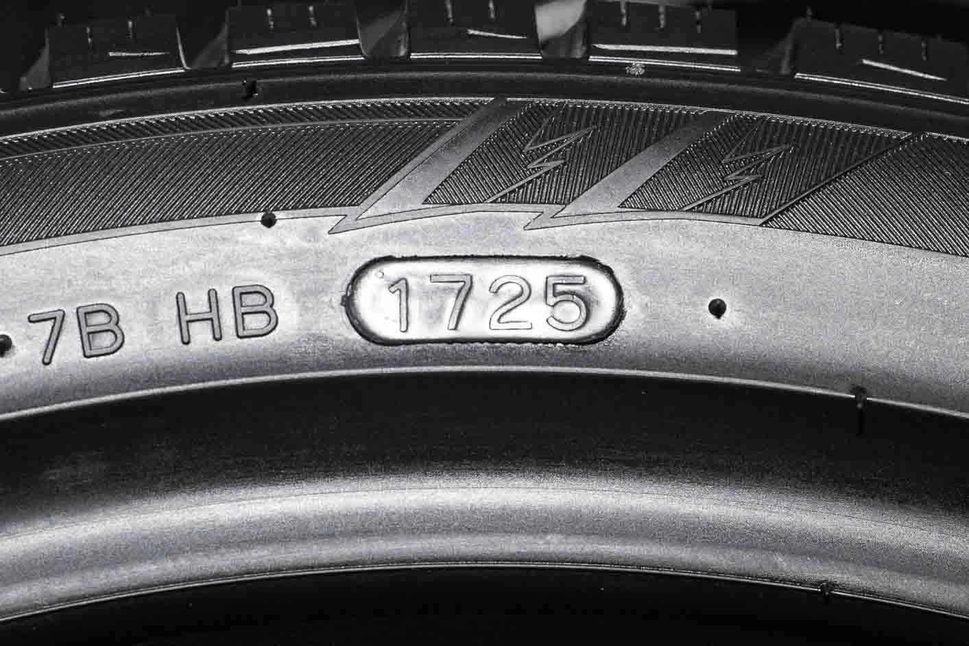 Hankook W429 i Pike RS2 245/40 R19 98T XL - миниатюра 7