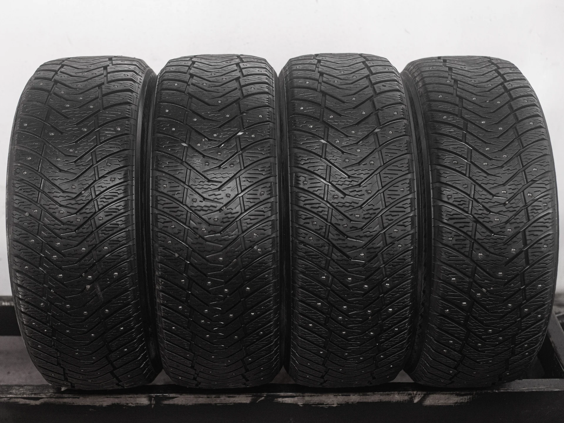 Yokohama Ice Guard IG65 225/55 R17 101T XL - изображение 1