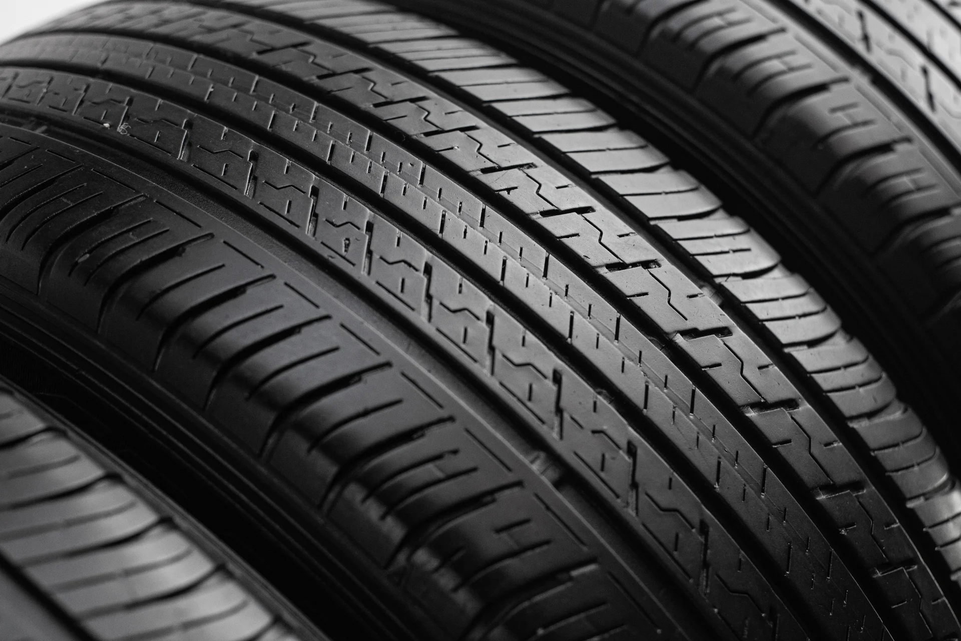 Dunlop Grandtrek ST30 235/55 R18 100H - миниатюра 3