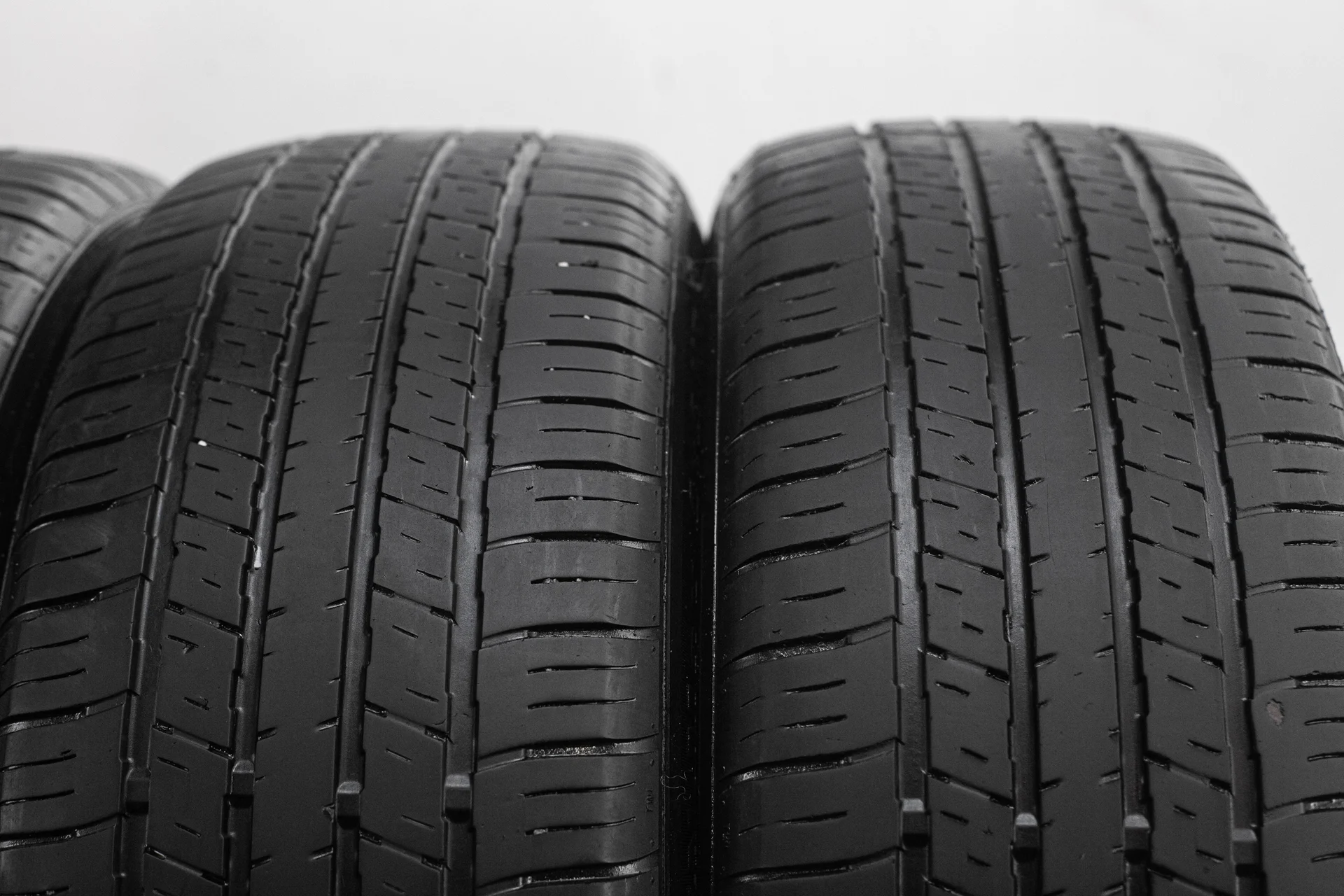 LingLong GreenMax 4x4 HP 215/55 R18 99V XL - миниатюра 4