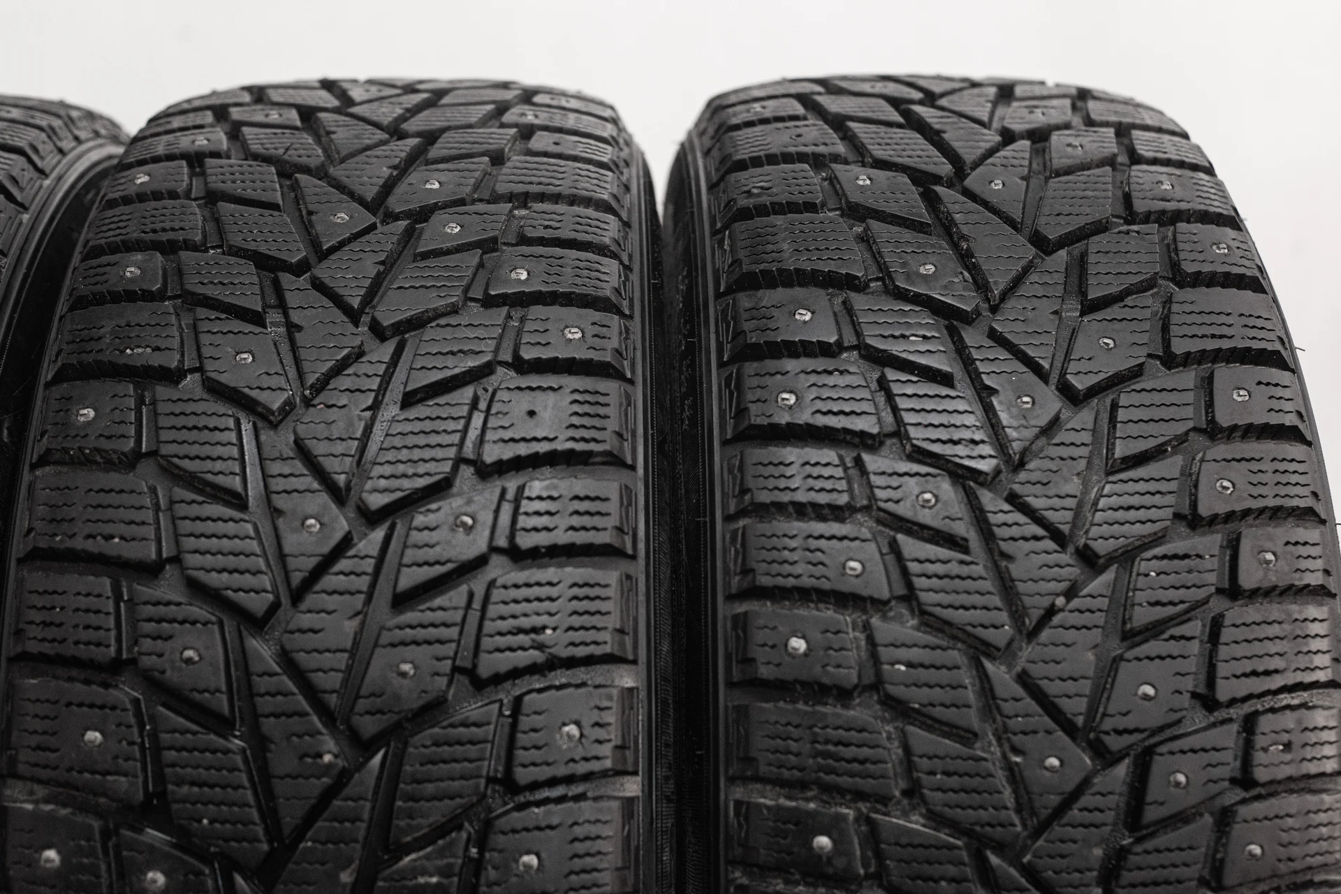 Dunlop SP Winter Ice 02 245/45 R19 102T - миниатюра 4