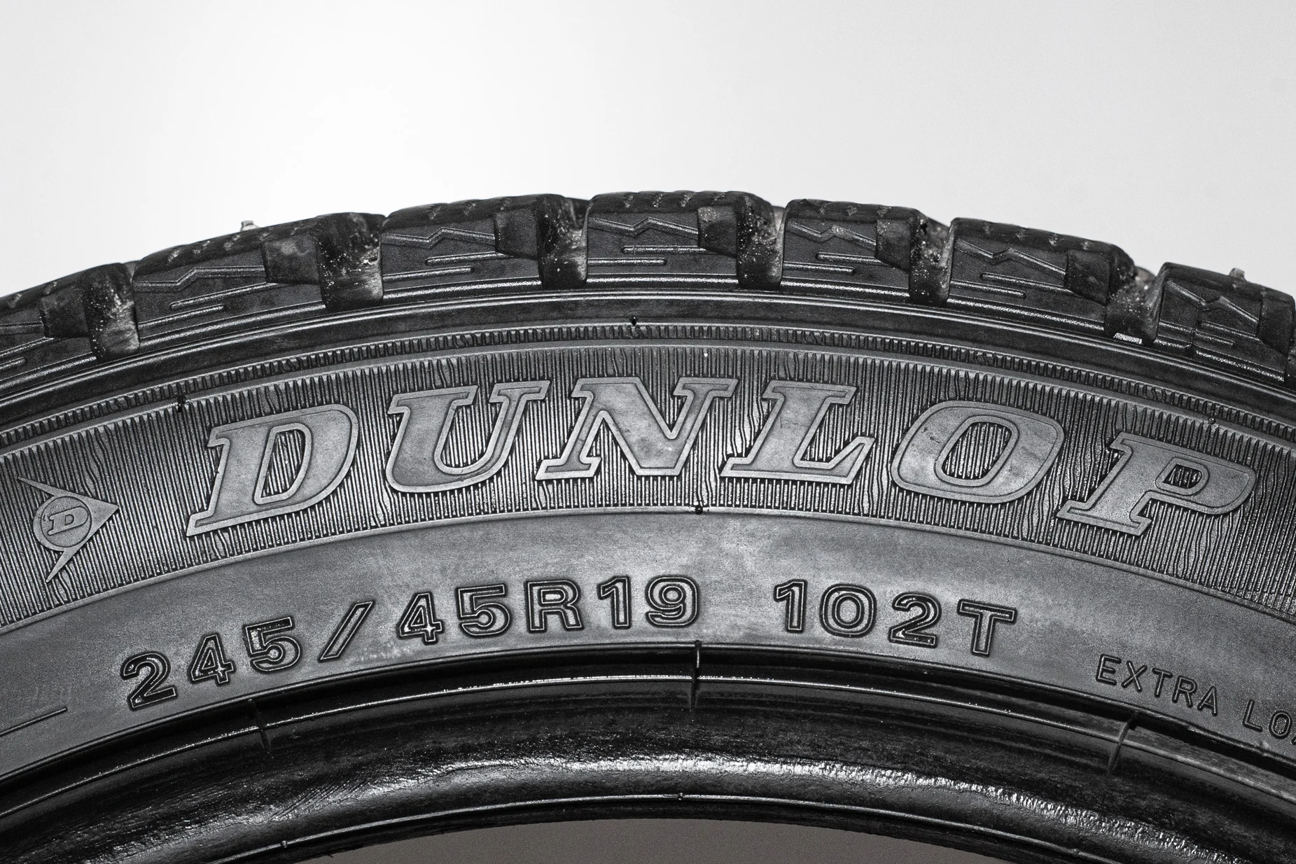 Dunlop SP Winter Ice 02 245/45 R19 102T - миниатюра 6