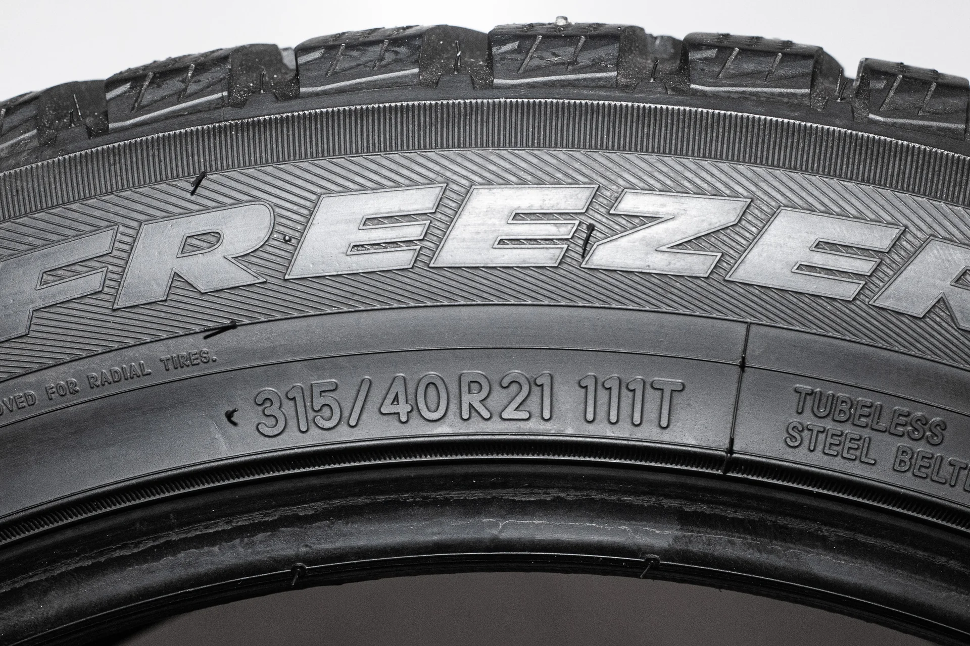 Toyo Observe Ice-Freezer SUV 315/40 R21 111T - миниатюра 8