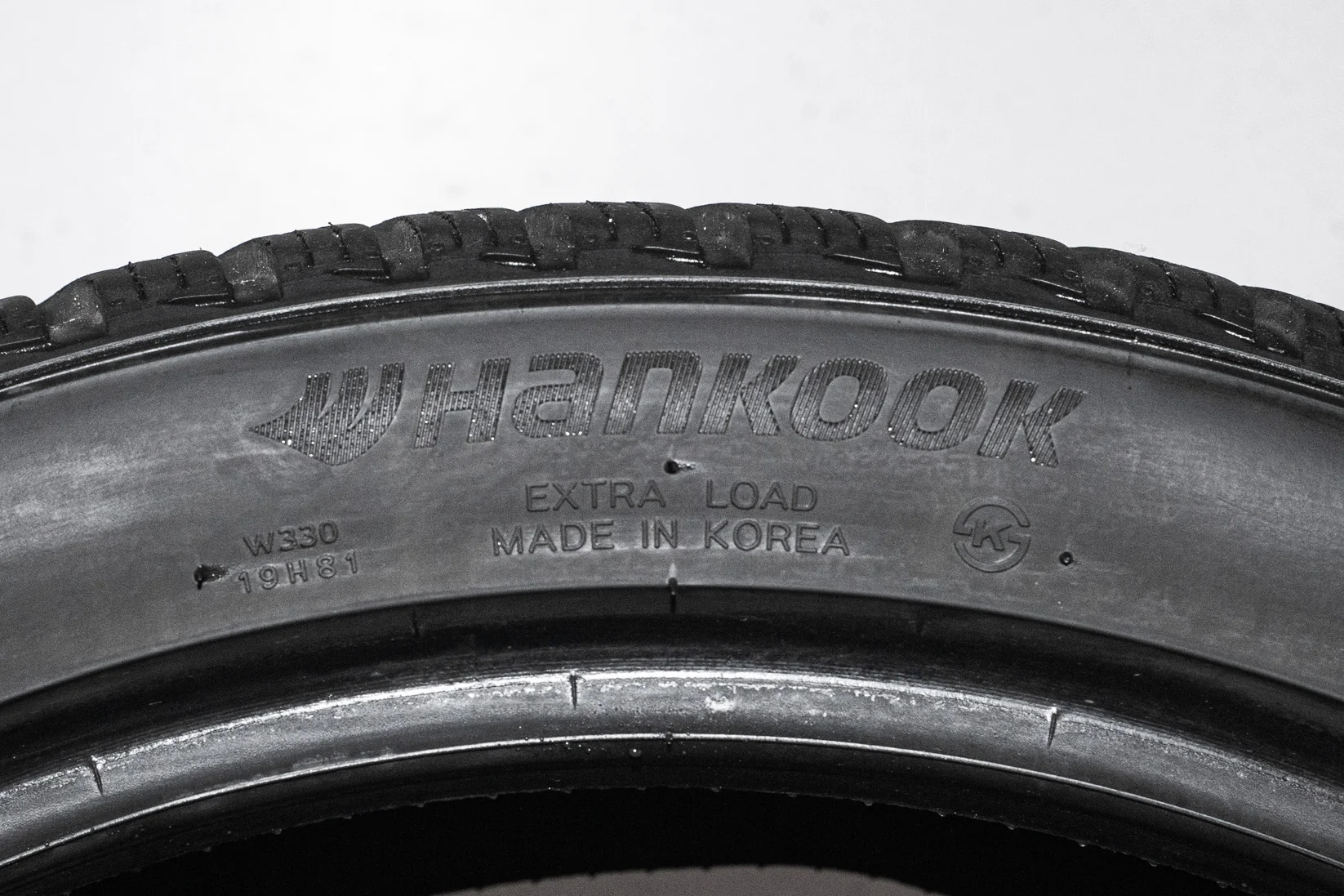 Hankook W330 i cept Evo3 265/40 R20 104W - миниатюра 4