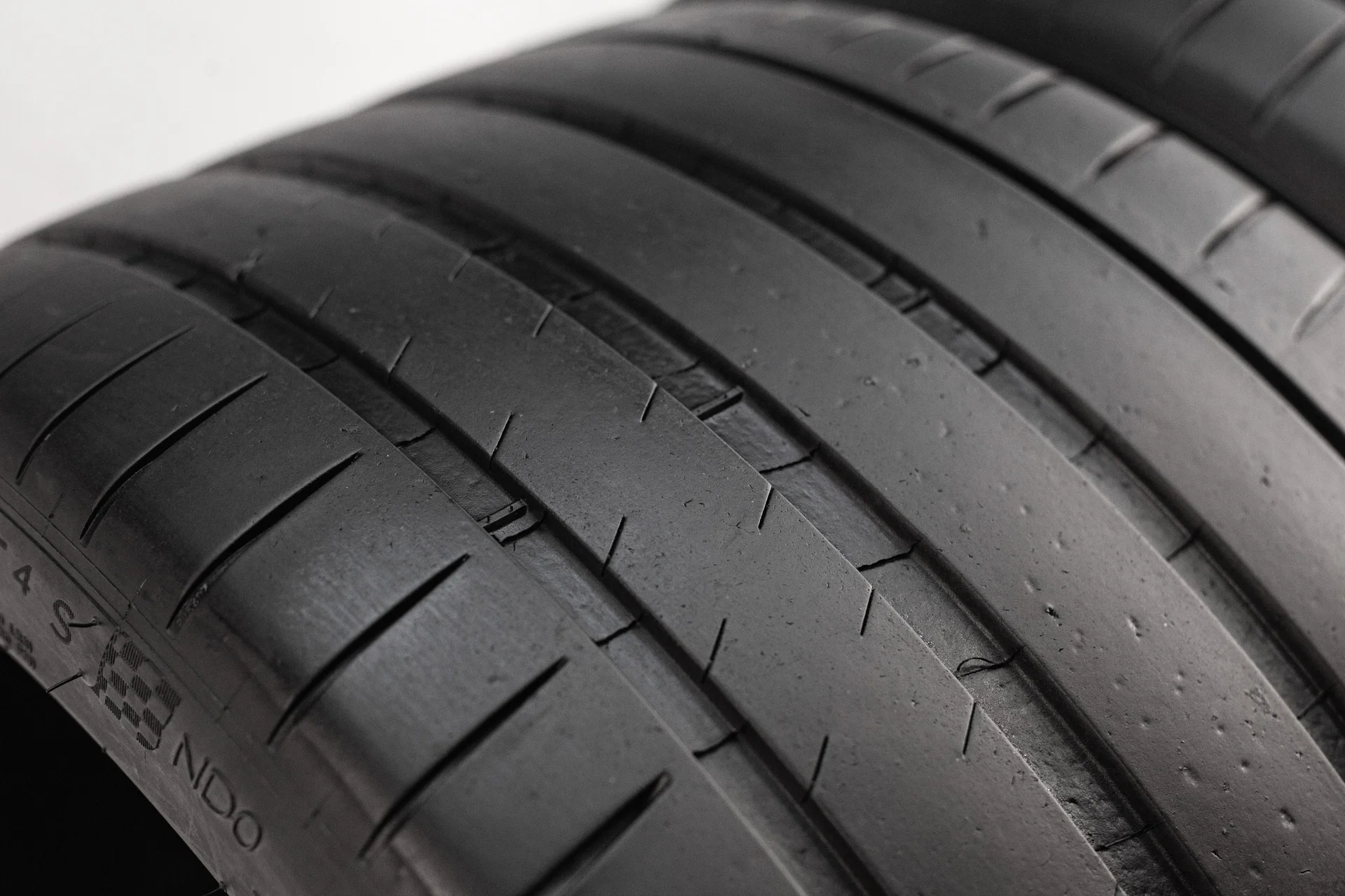 [2] Michelin Pilot Sport PS4 S 315/30 ZR21 105Y - миниатюра 3