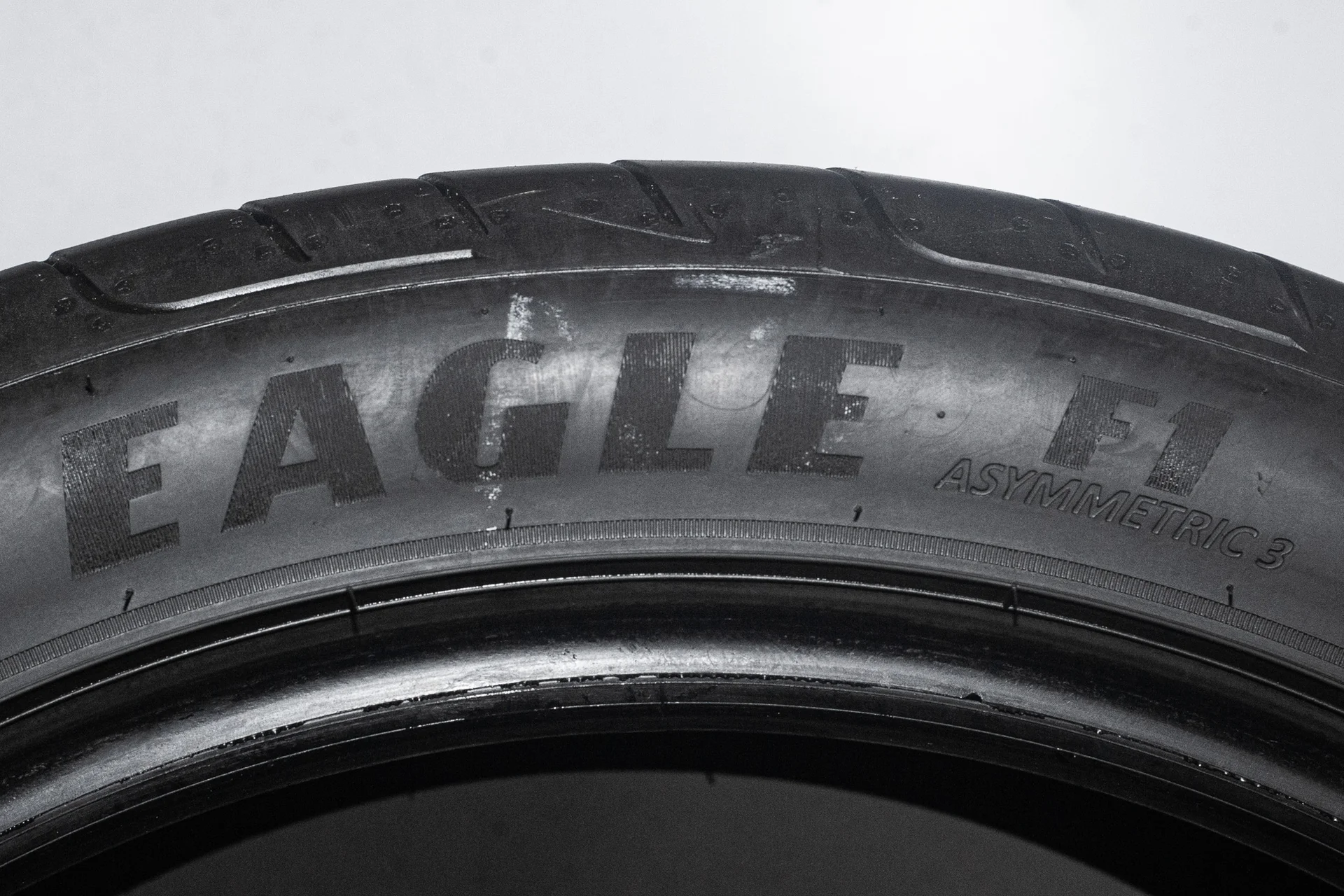 Goodyear Eagle F1 Asymmetric 3 SUV 245/45 R20 100V XL - миниатюра 8