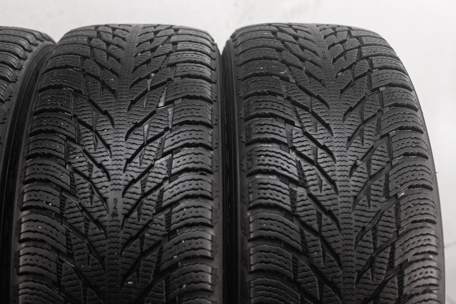Nokian Hakkapeliitta R3 SUV 235/55 R19 105R - миниатюра 4