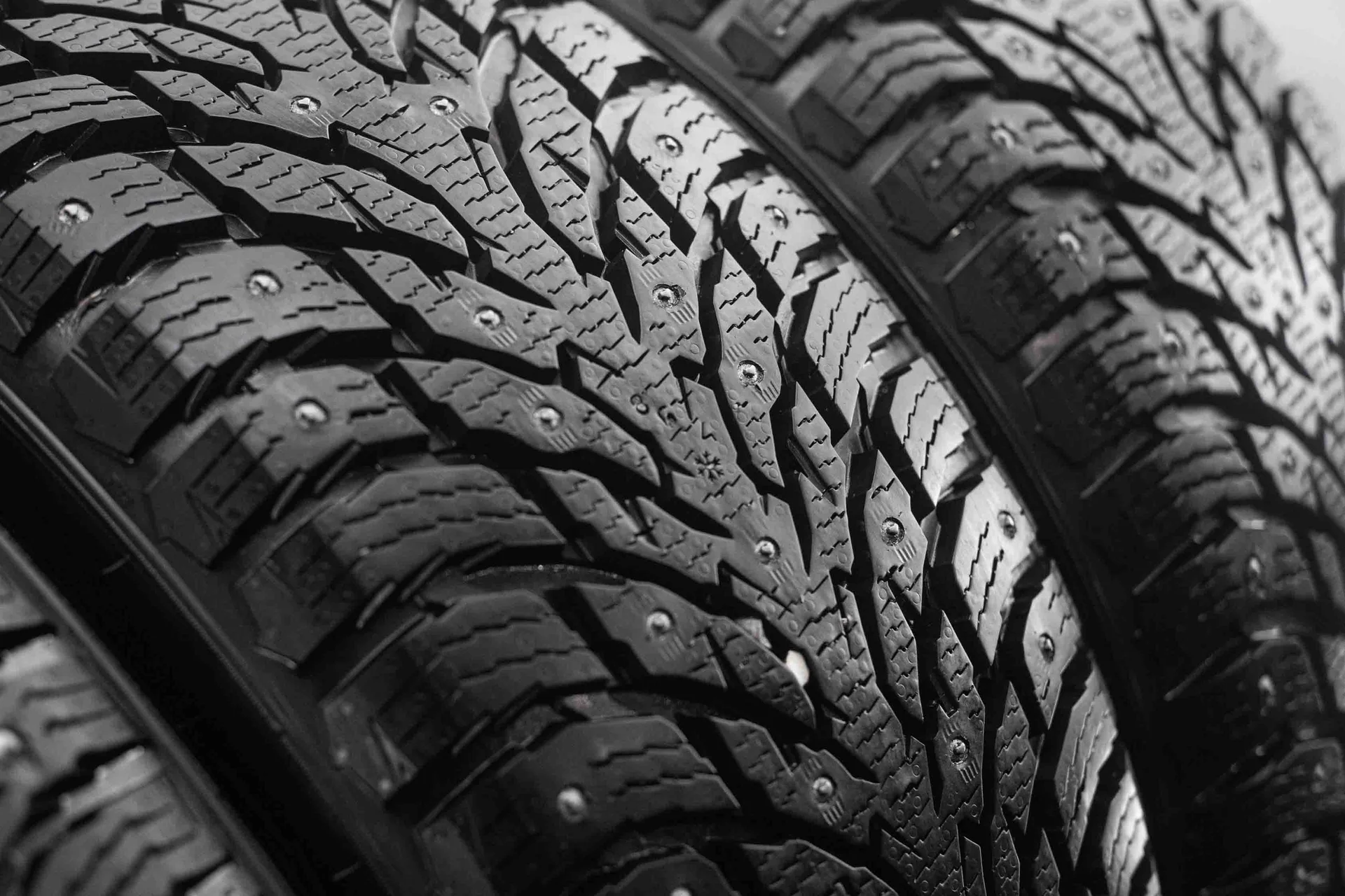 Ikon Autograph Ice 9 235/45 R19 99T - миниатюра 3
