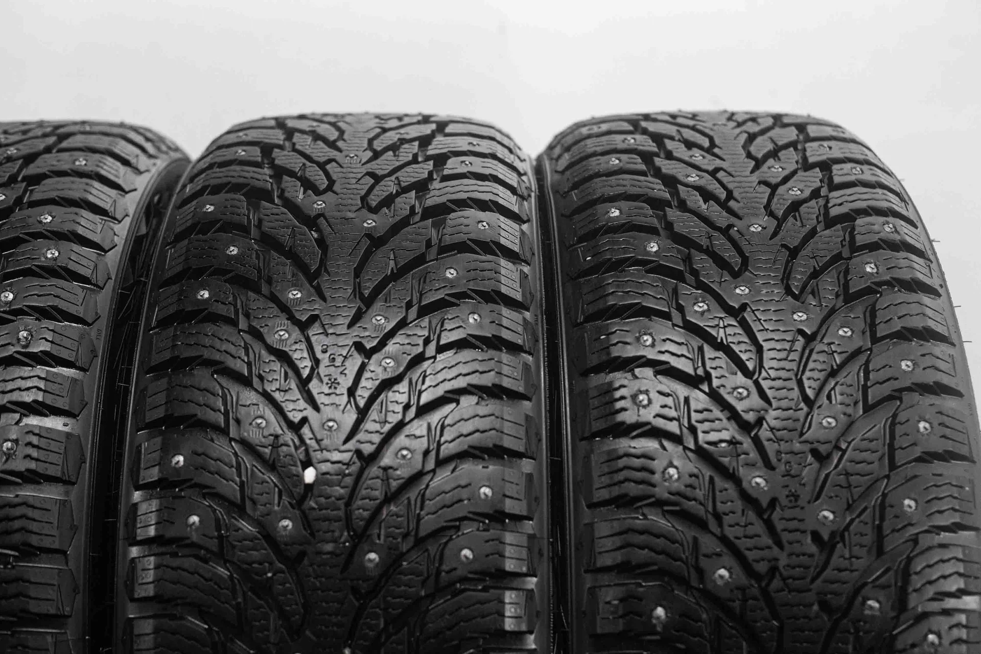 Ikon Autograph Ice 9 235/45 R19 99T - миниатюра 4