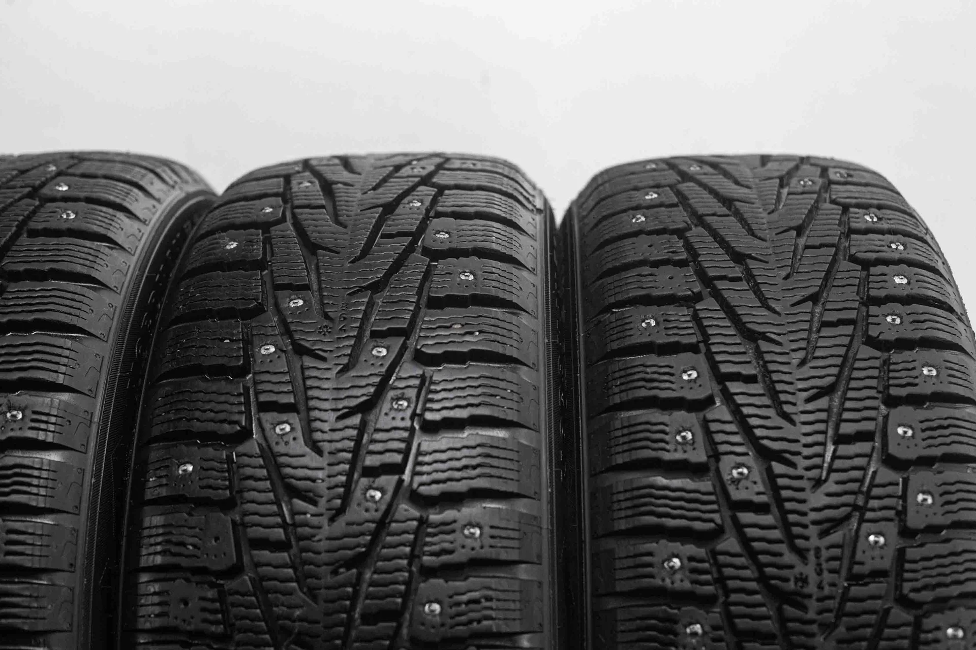 Ikon Nordman 7 SUV 215/55 R18 99T XL - миниатюра 4
