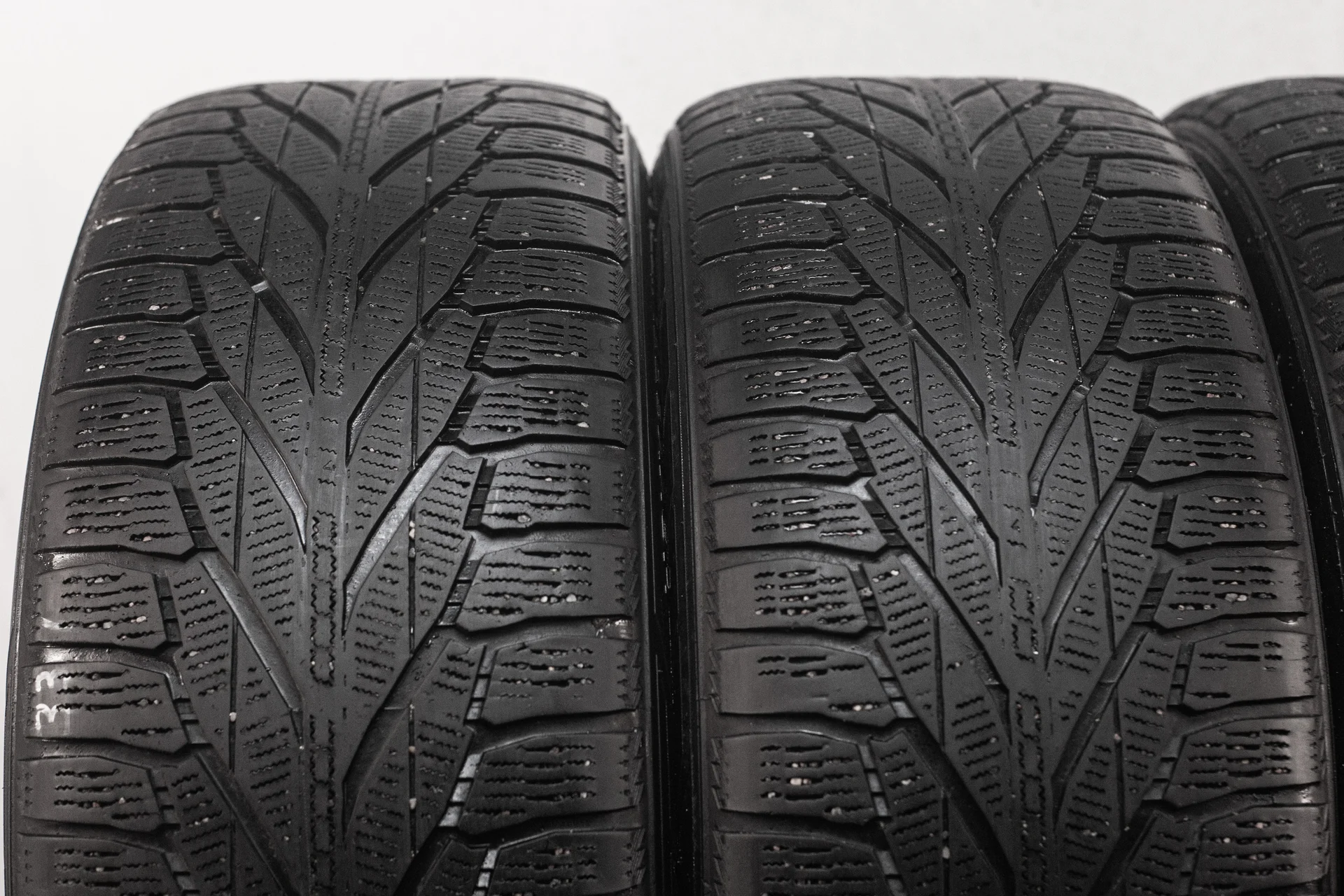 Nokian Hakkapeliitta R2 SUV 245/55 R19 107R XL - миниатюра 5