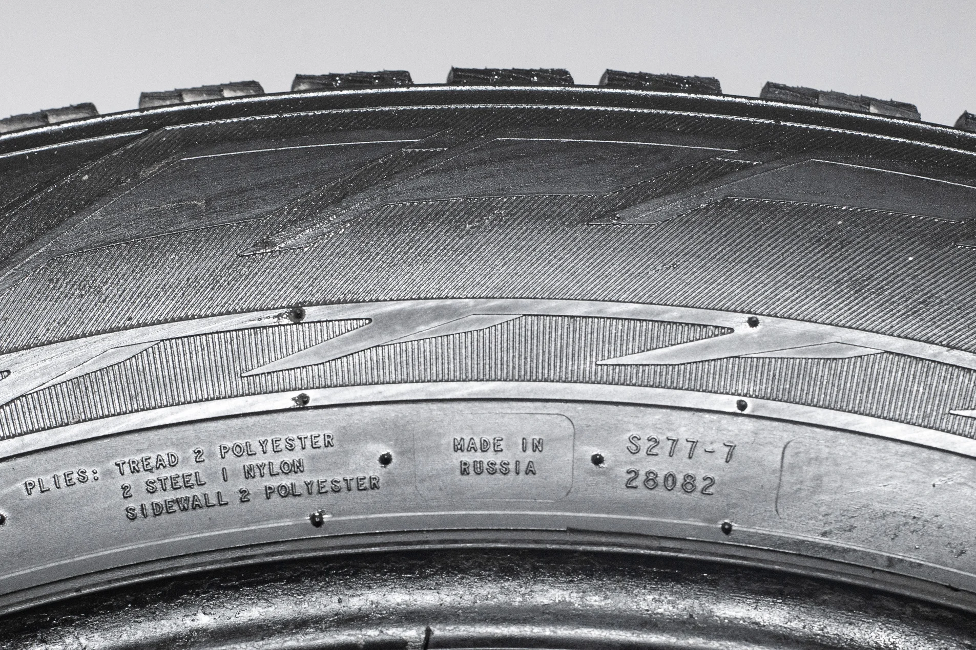 Nokian Hakkapeliitta R2 SUV 245/55 R19 107R XL - миниатюра 9