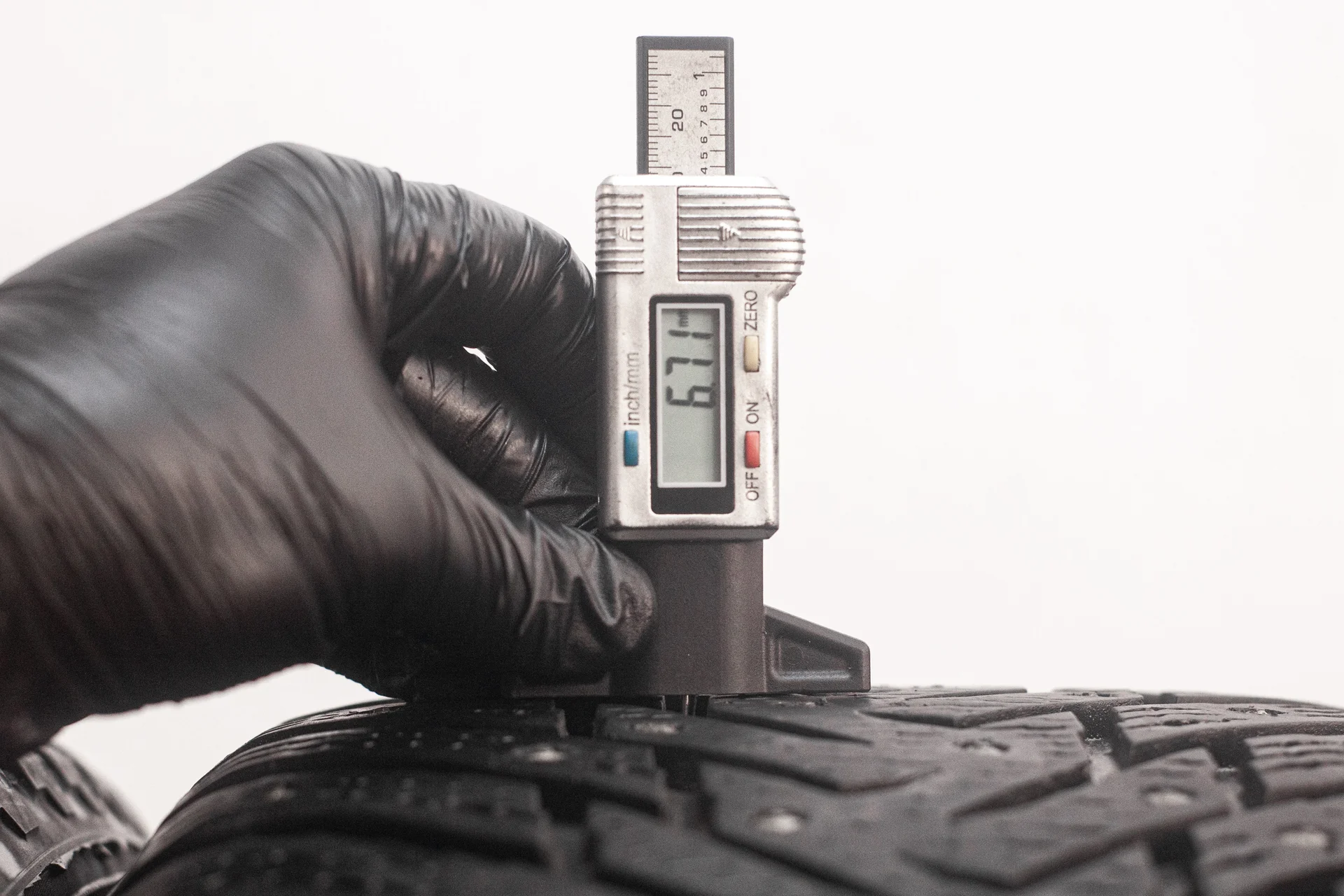 Nokian Hakkapeliitta 8 245/50 R18 104T - миниатюра 2