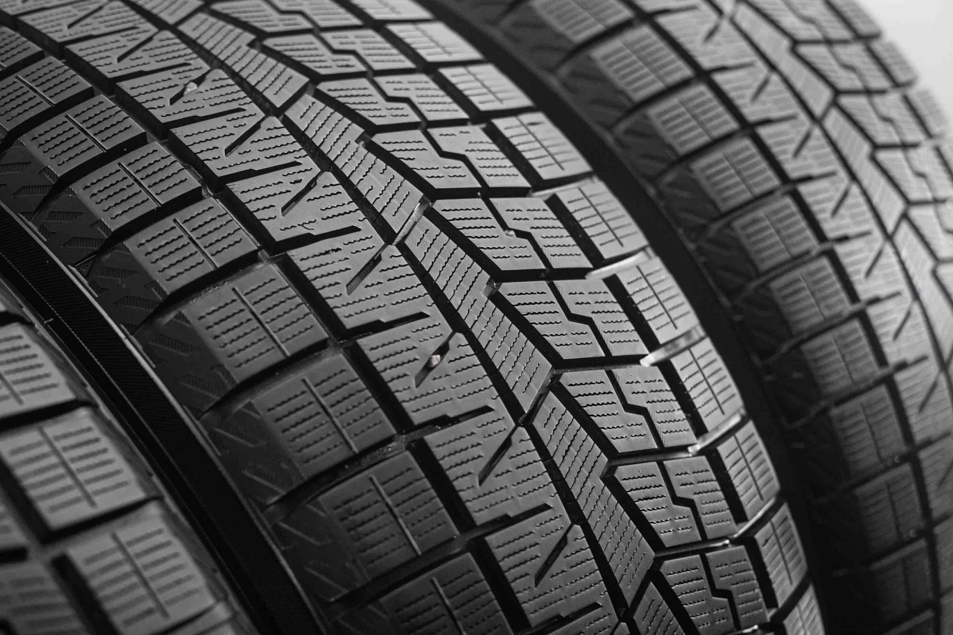 Yokohama Ice Guard IG70 225/55 R18 98Q - миниатюра 3