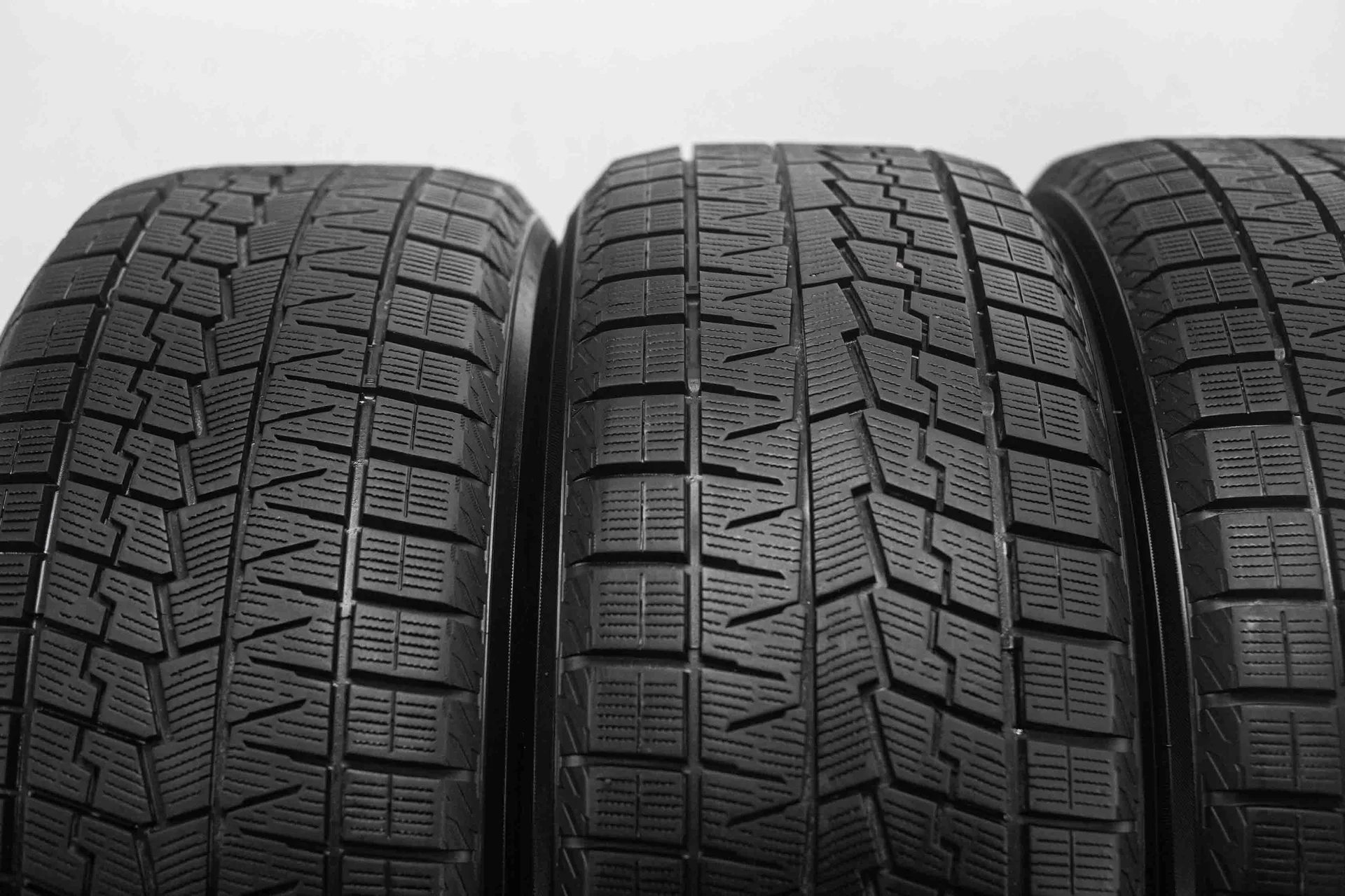 Yokohama Ice Guard IG70 225/55 R18 98Q - миниатюра 5