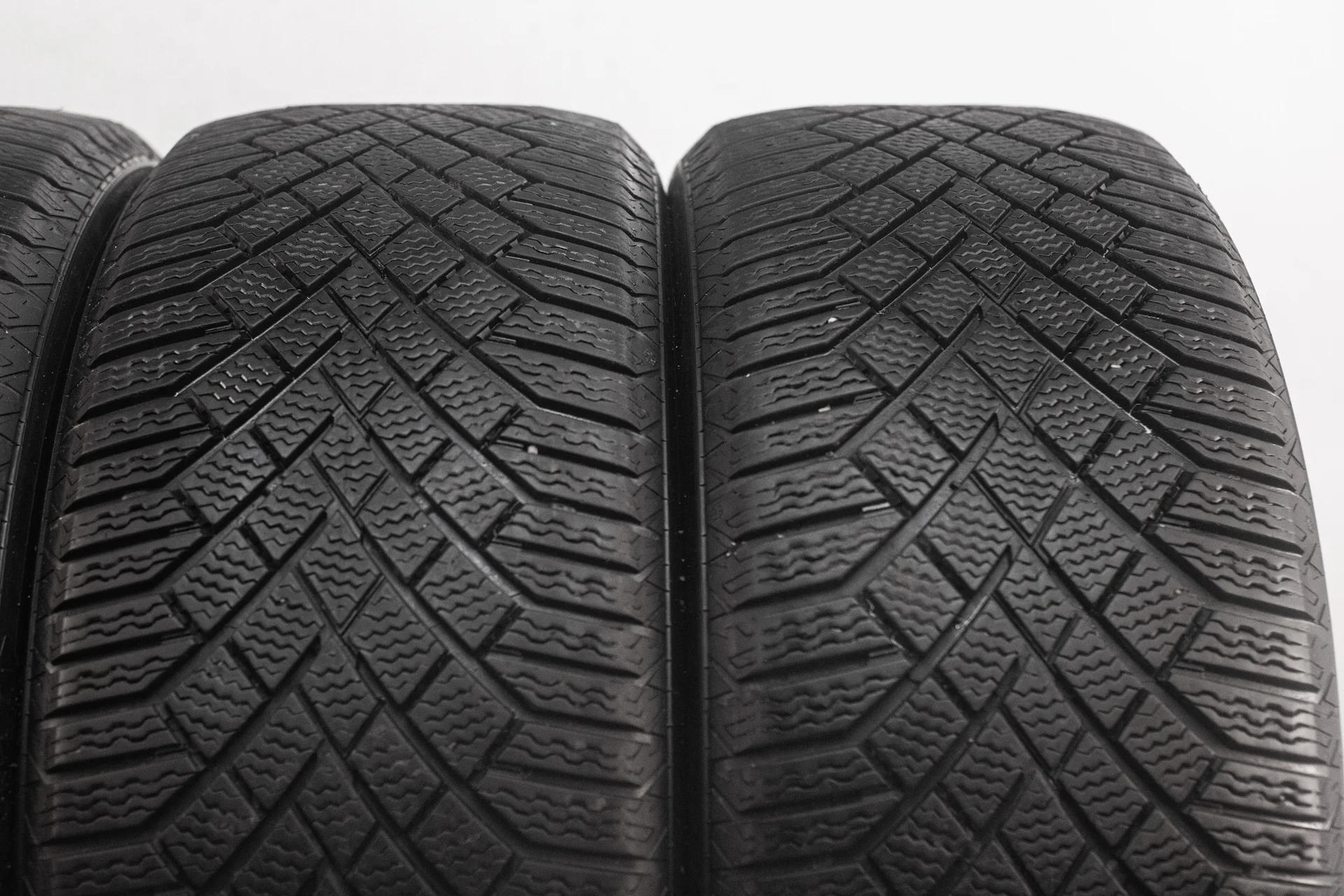 Continental ContiVikingContact 7 255/50 R20 109T - миниатюра 4