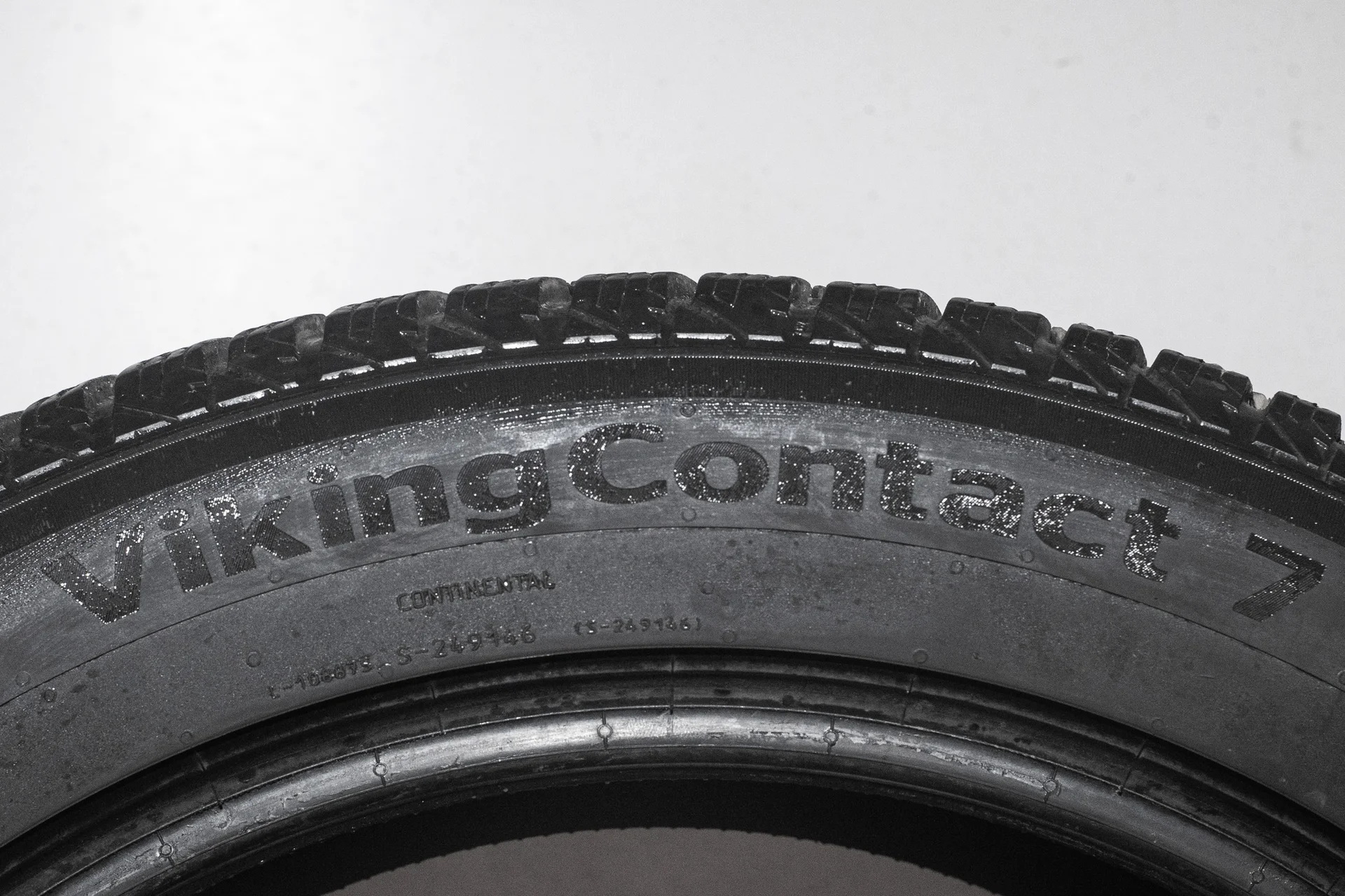 Continental ContiVikingContact 7 255/50 R20 109T - миниатюра 7