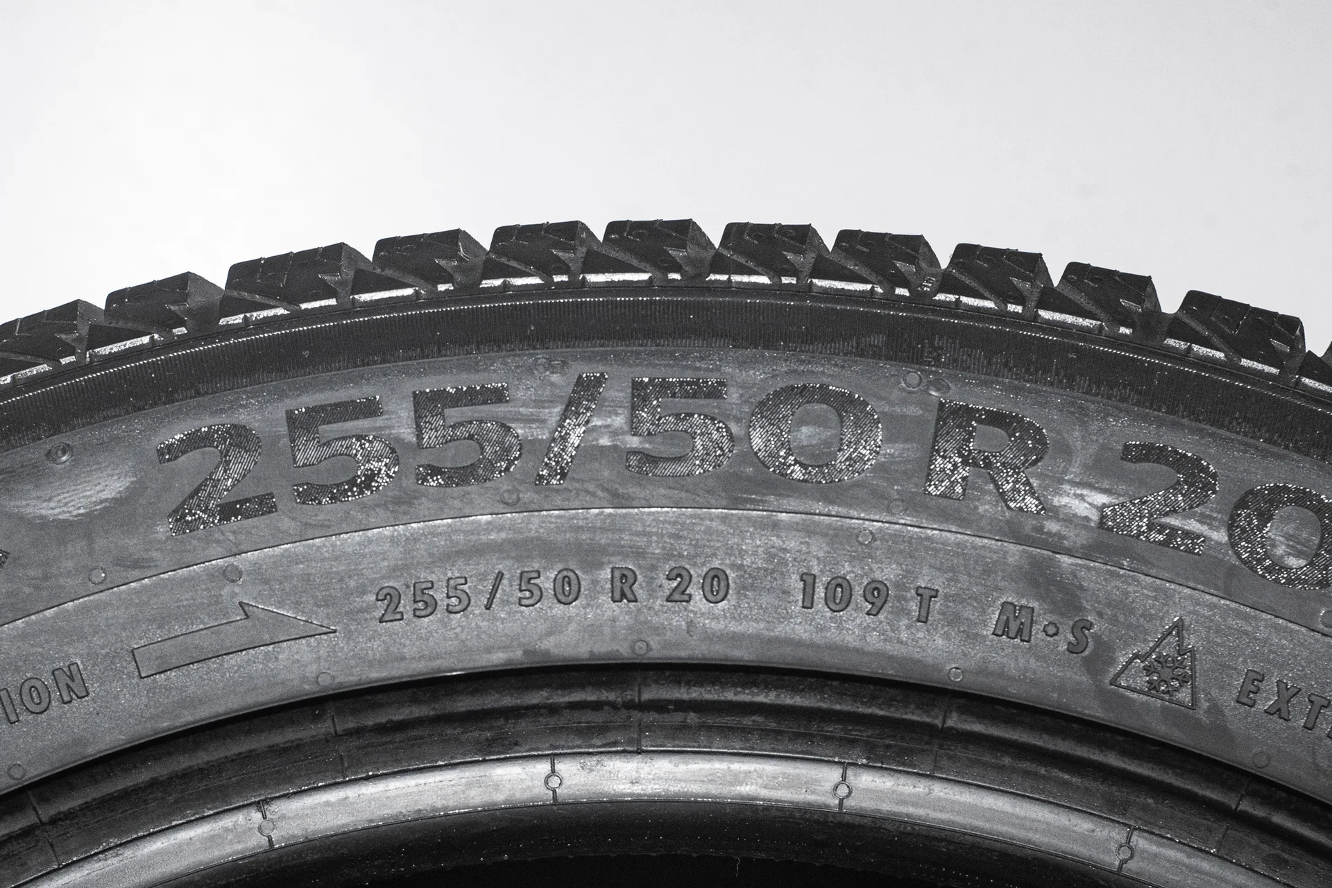 Continental ContiVikingContact 7 255/50 R20 109T - миниатюра 8