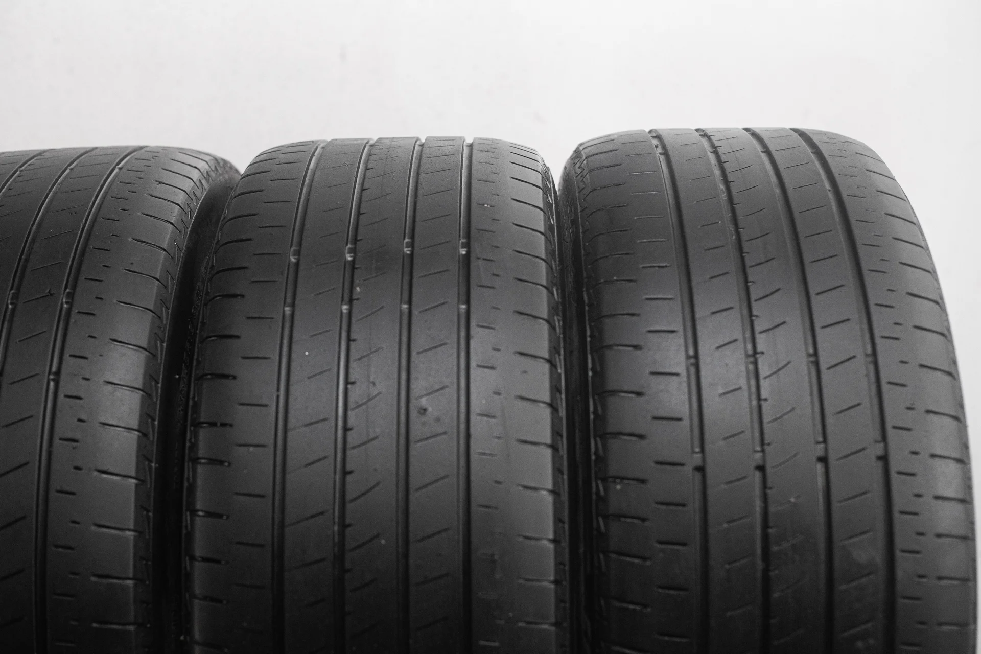 Bridgestone Turanza T005A 235/45 R18 94W - миниатюра 4