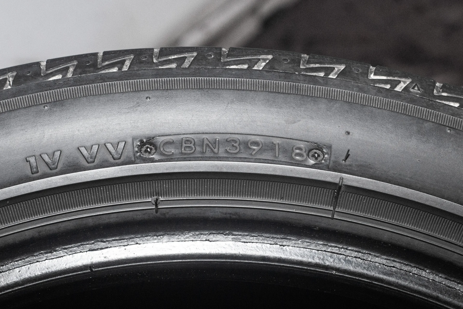 Bridgestone Turanza T005A 235/45 R18 94W - миниатюра 6