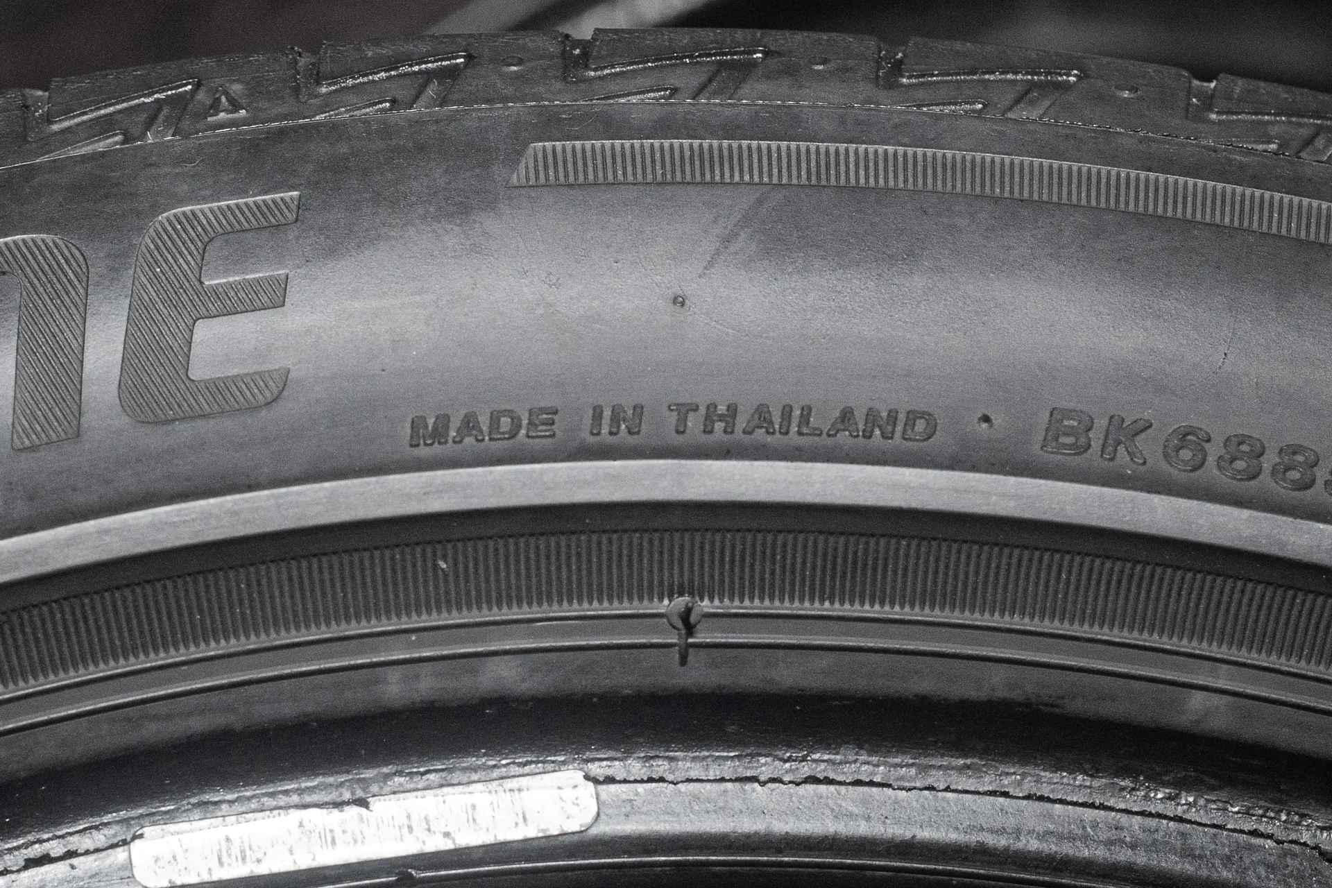 Bridgestone Turanza T005A 235/45 R18 94W - миниатюра 7