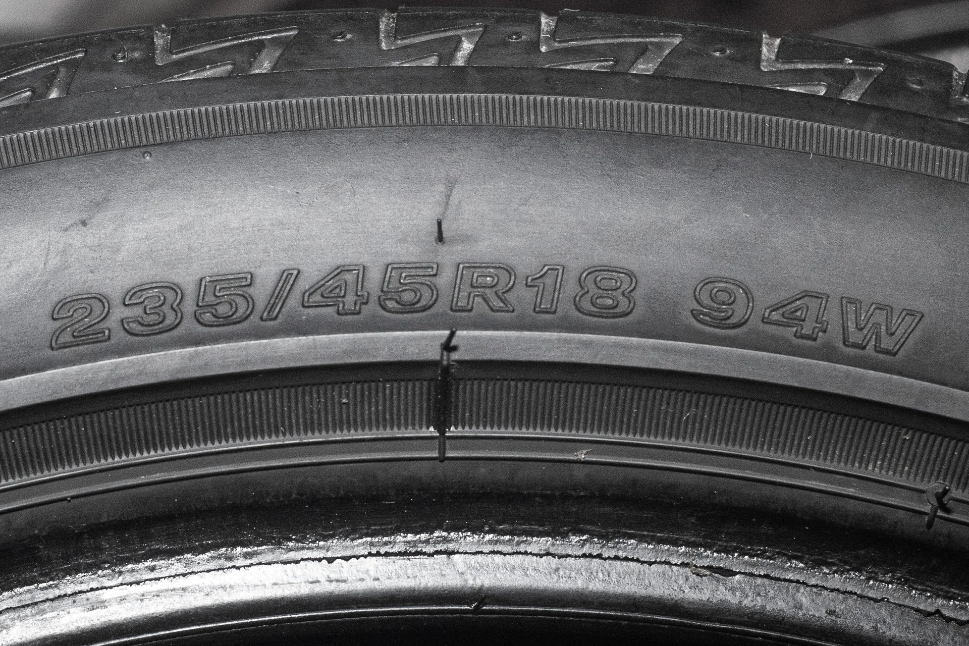 Bridgestone Turanza T005A 235/45 R18 94W - миниатюра 8