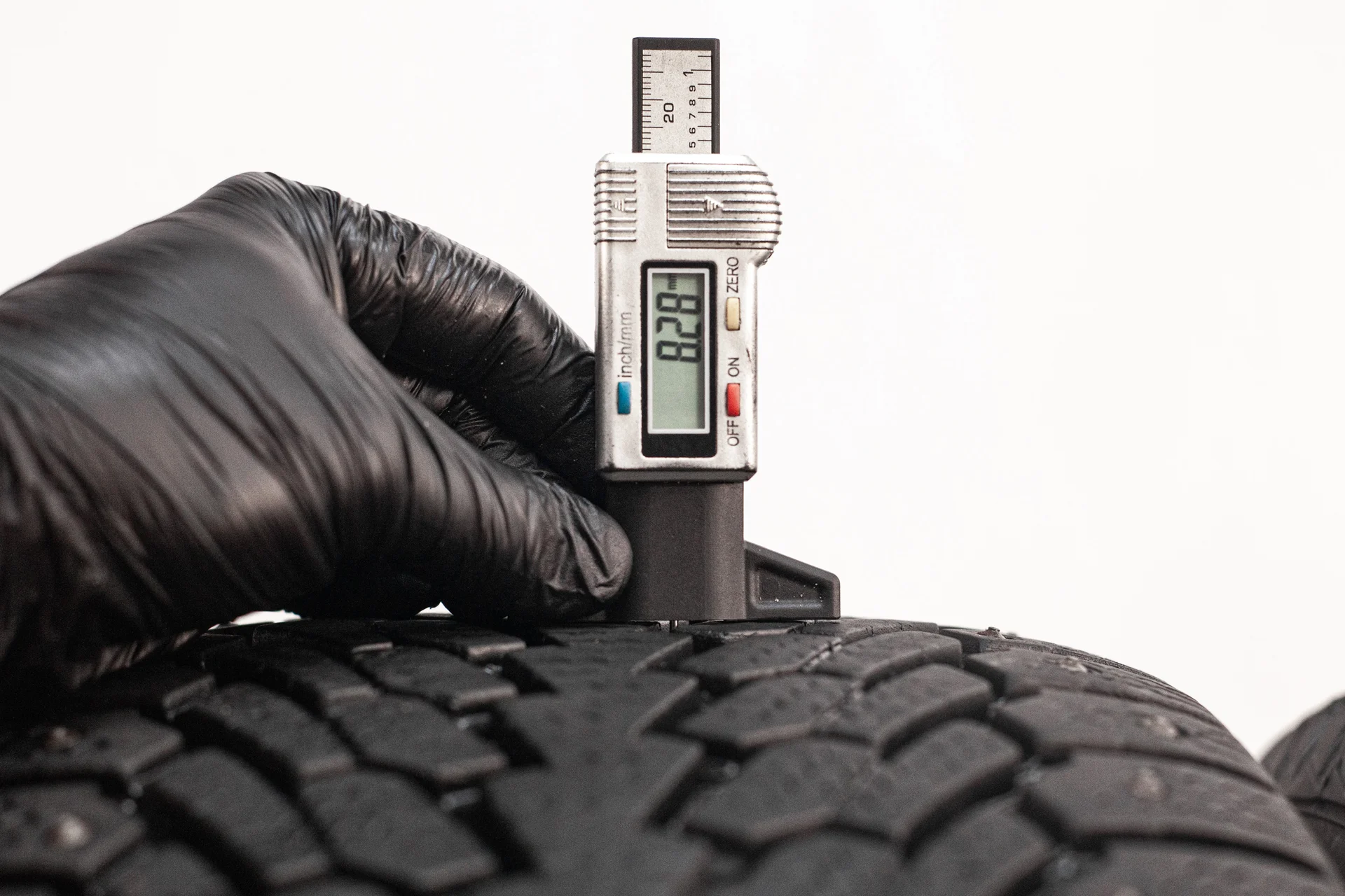 Nexen WinGuard 255/65 R16 106T - миниатюра 2