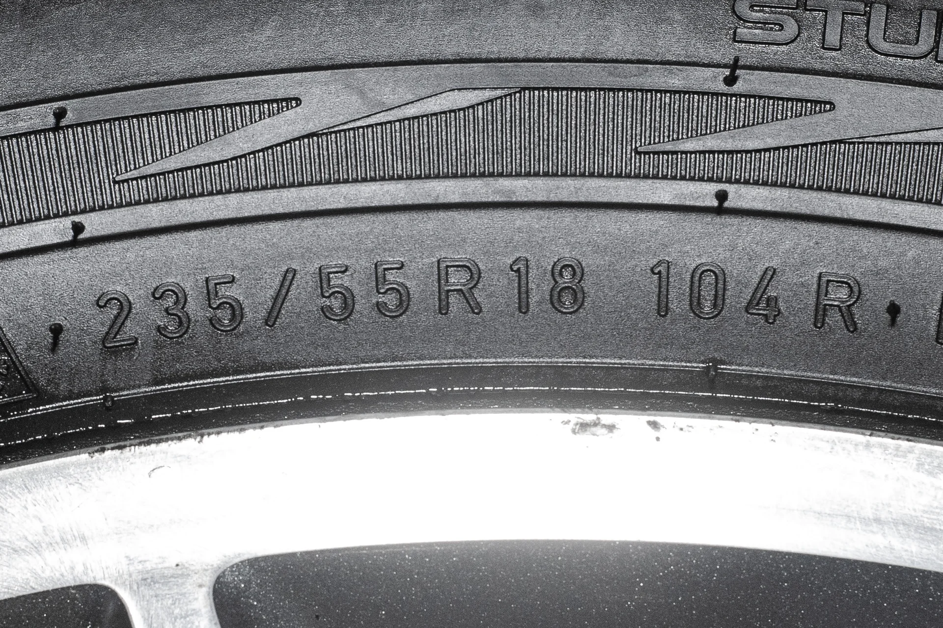 Nokian Hakkapeliitta R2 SUV 235/55 R18 104R - миниатюра 7