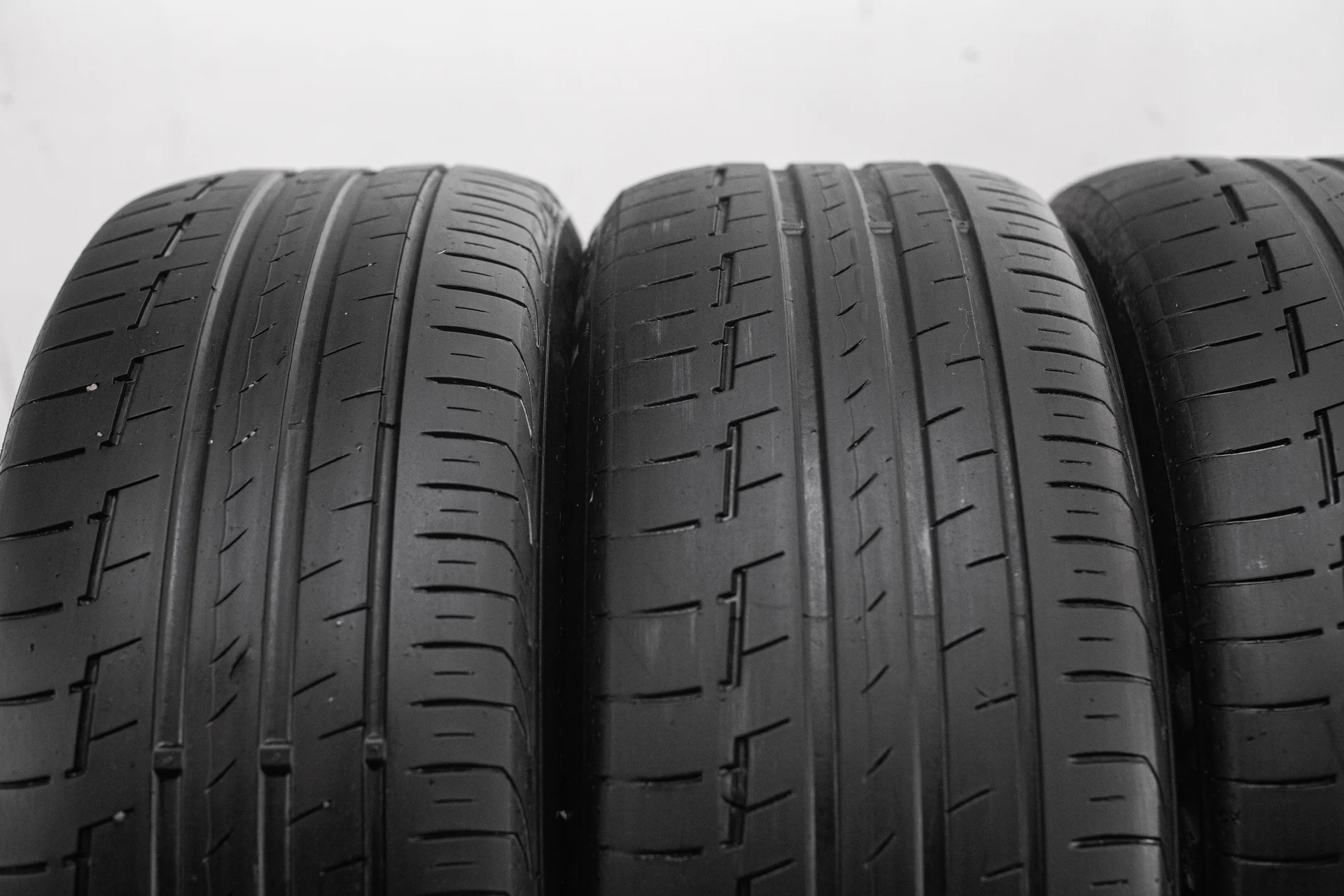 Continental ContiPremiumContact 6 215/55 R17 94V - миниатюра 5