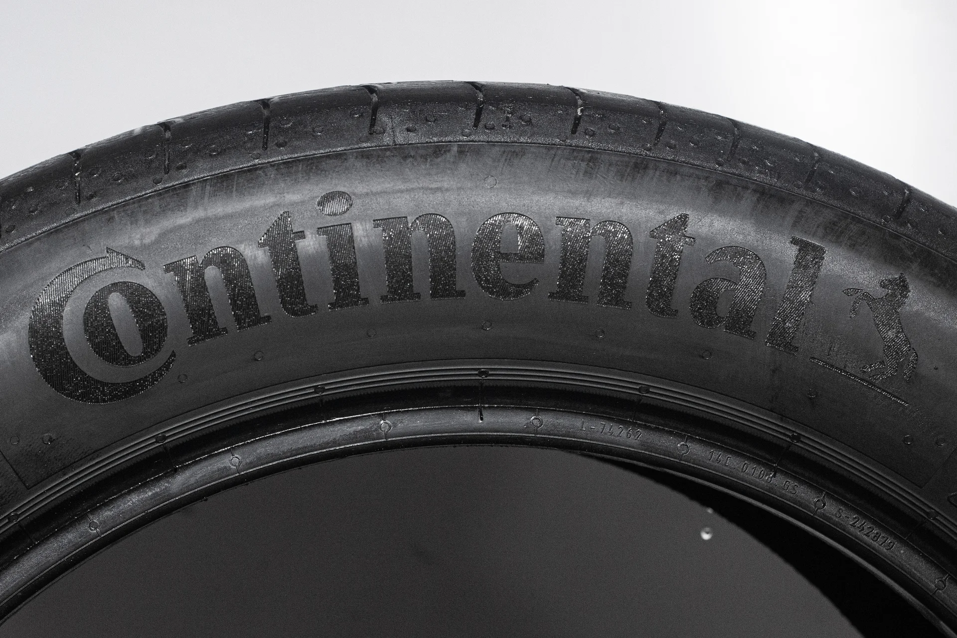 Continental ContiPremiumContact 6 215/55 R17 94V - миниатюра 8
