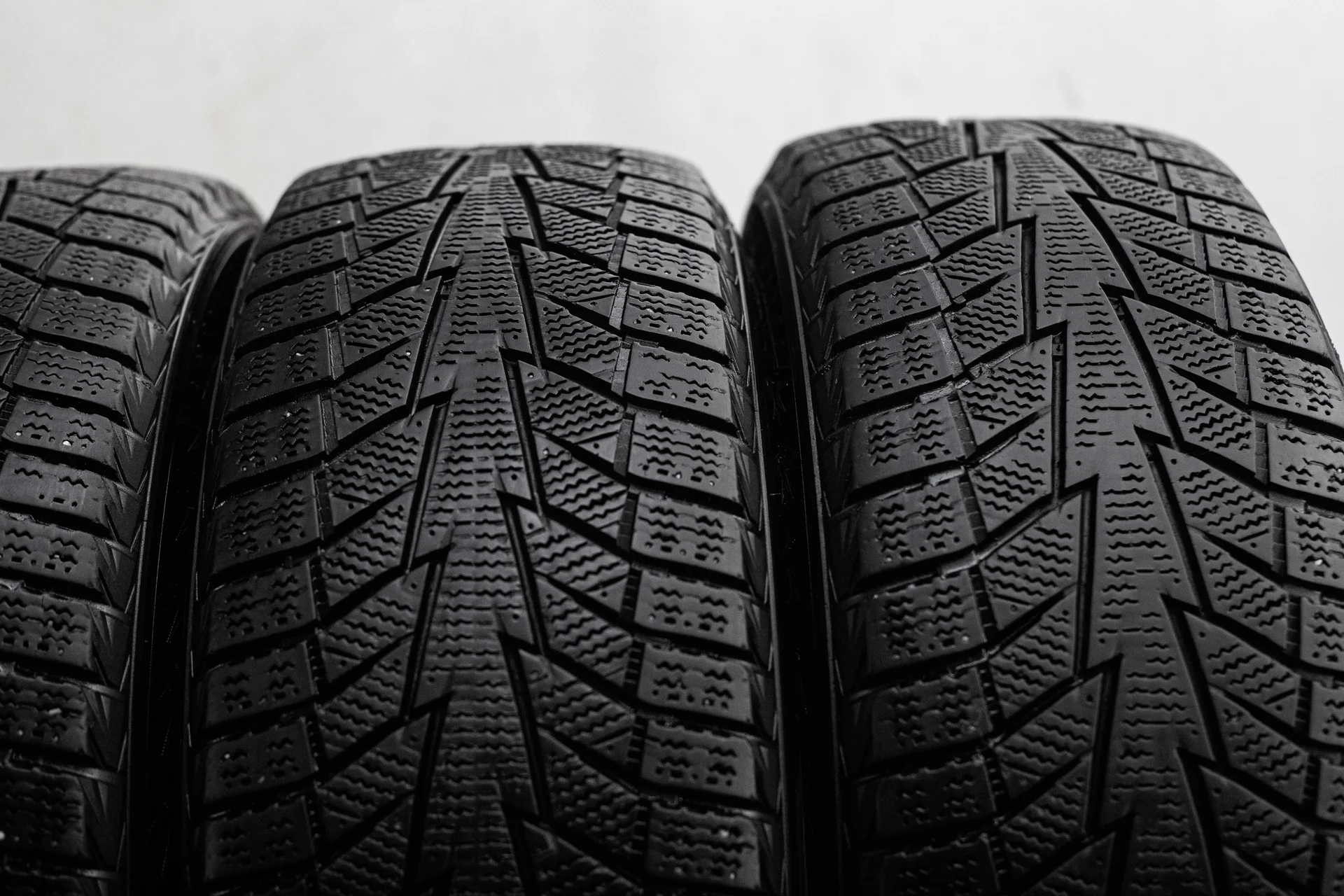 Hankook Winter I'Cept IZ2 185/60 R15 88T XL - миниатюра 4