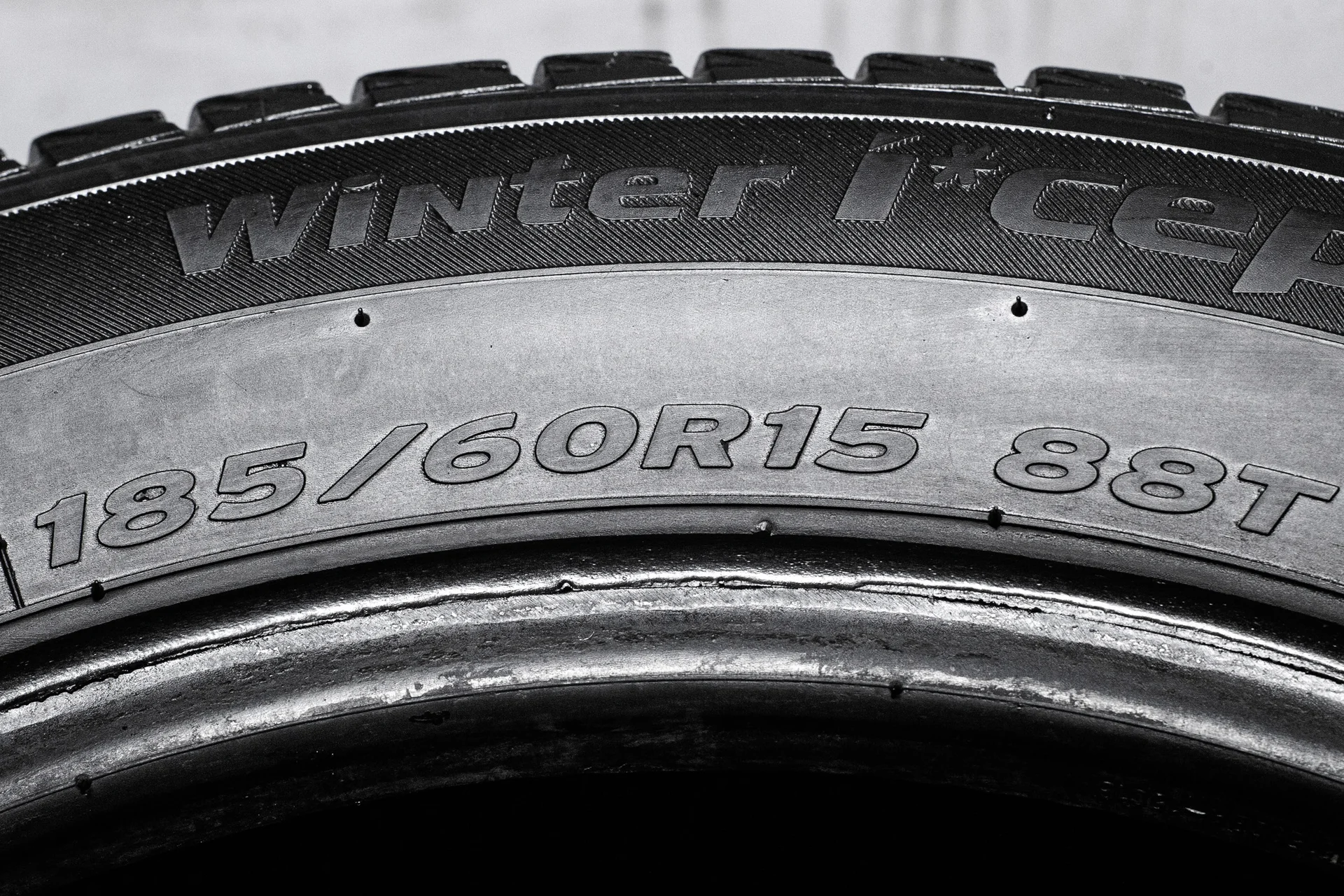 Hankook Winter I'Cept IZ2 185/60 R15 88T XL - миниатюра 7