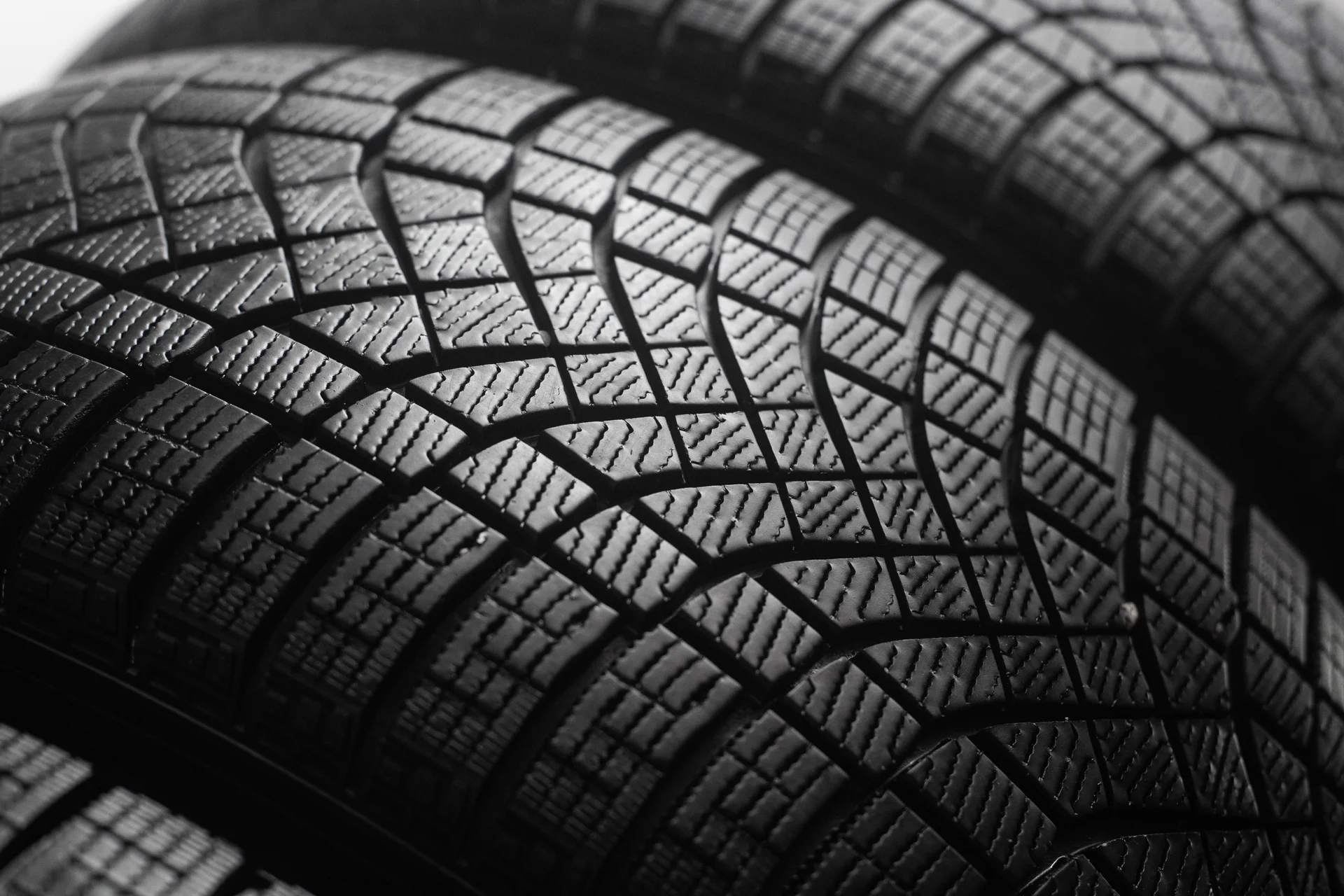 Pirelli Ice Zero FR 265/55 R19 113H XL - миниатюра 3