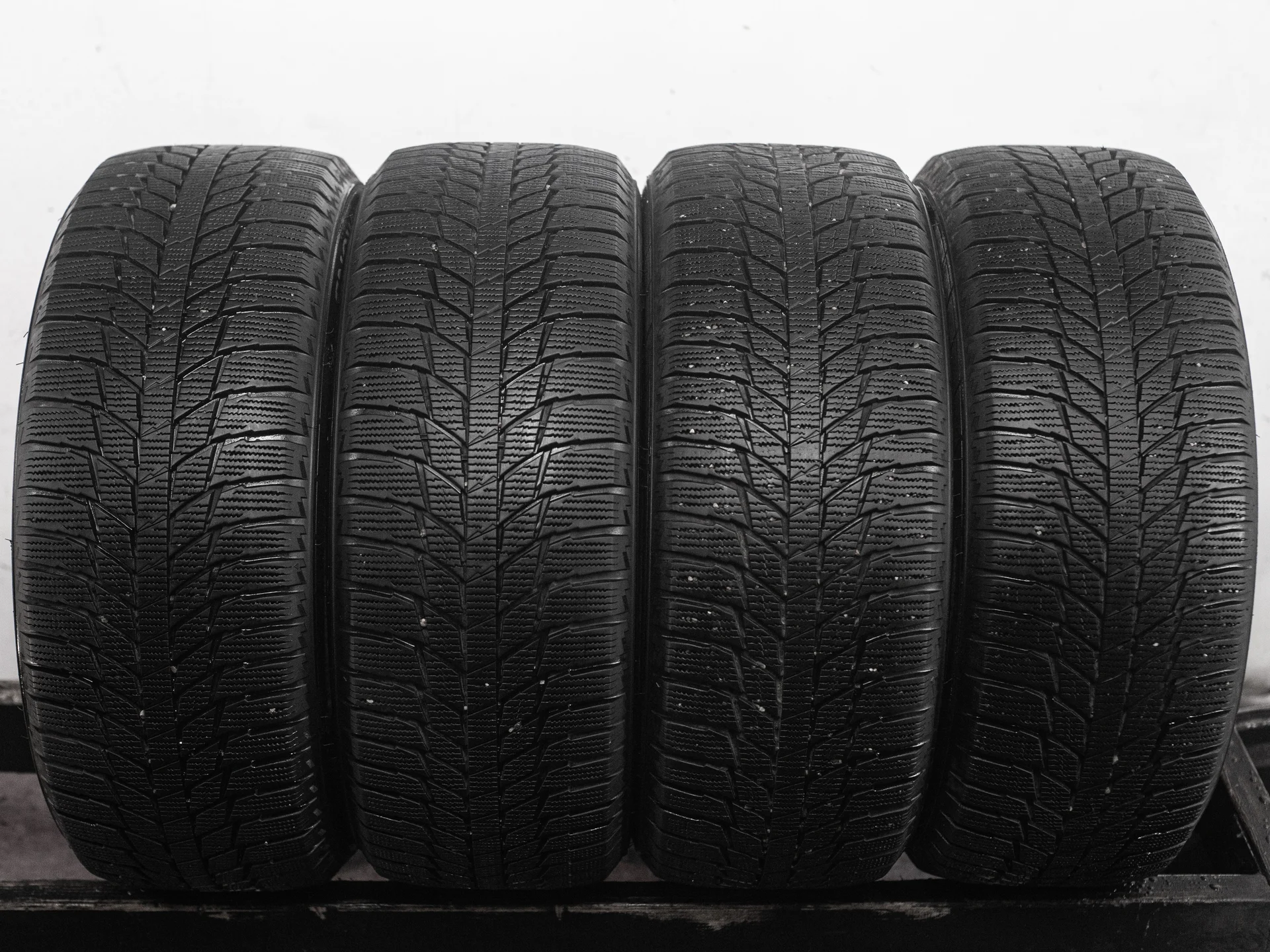Triangle PL01 225/50 R17 98R XL - изображение 1