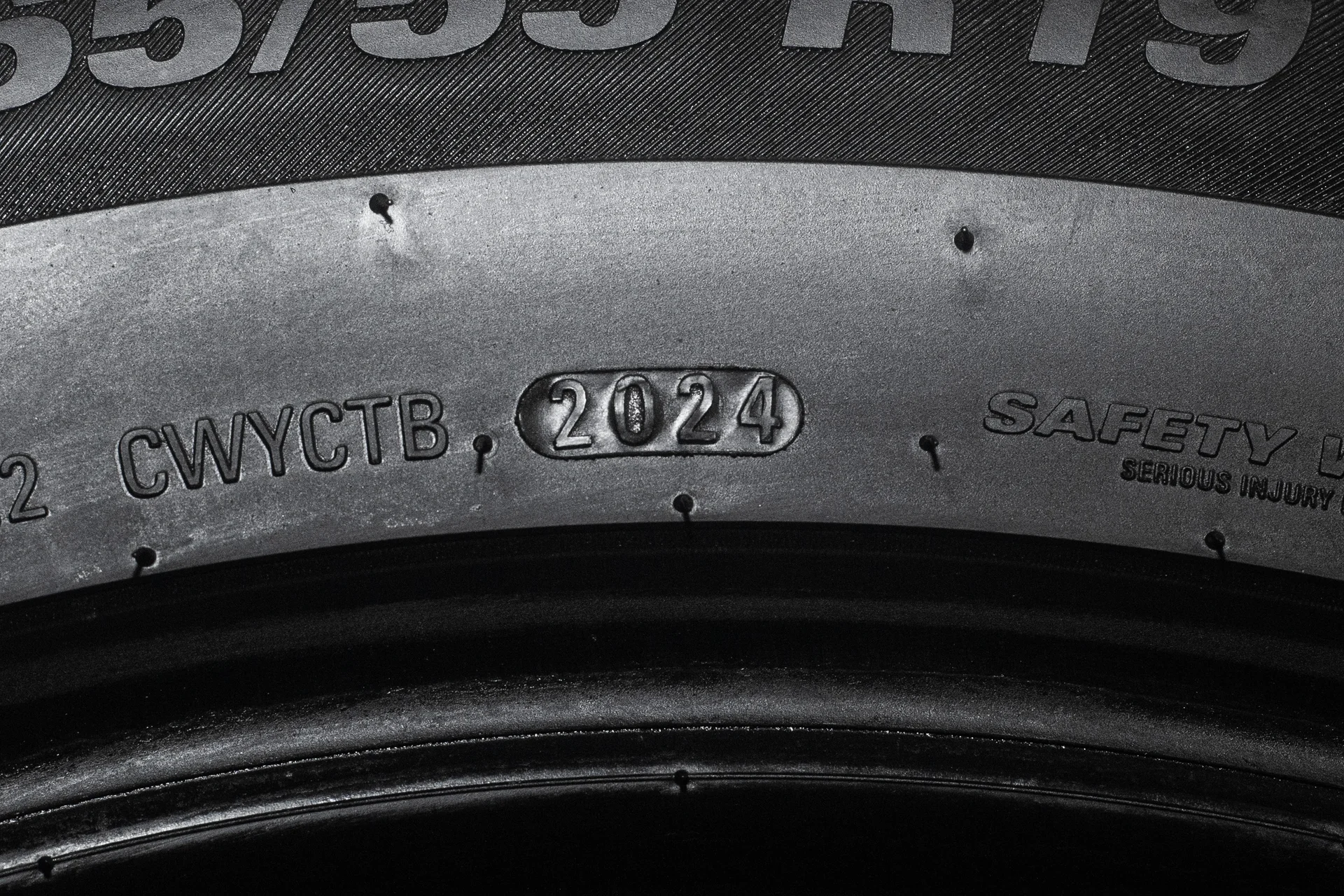 Kumho Wintercraft WS71 SUV 265/55 R19 113V - миниатюра 6