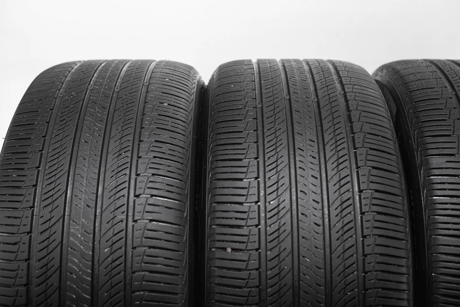 Hankook RA33 Dynapro HP2 265/50 R20 107V - миниатюра 5