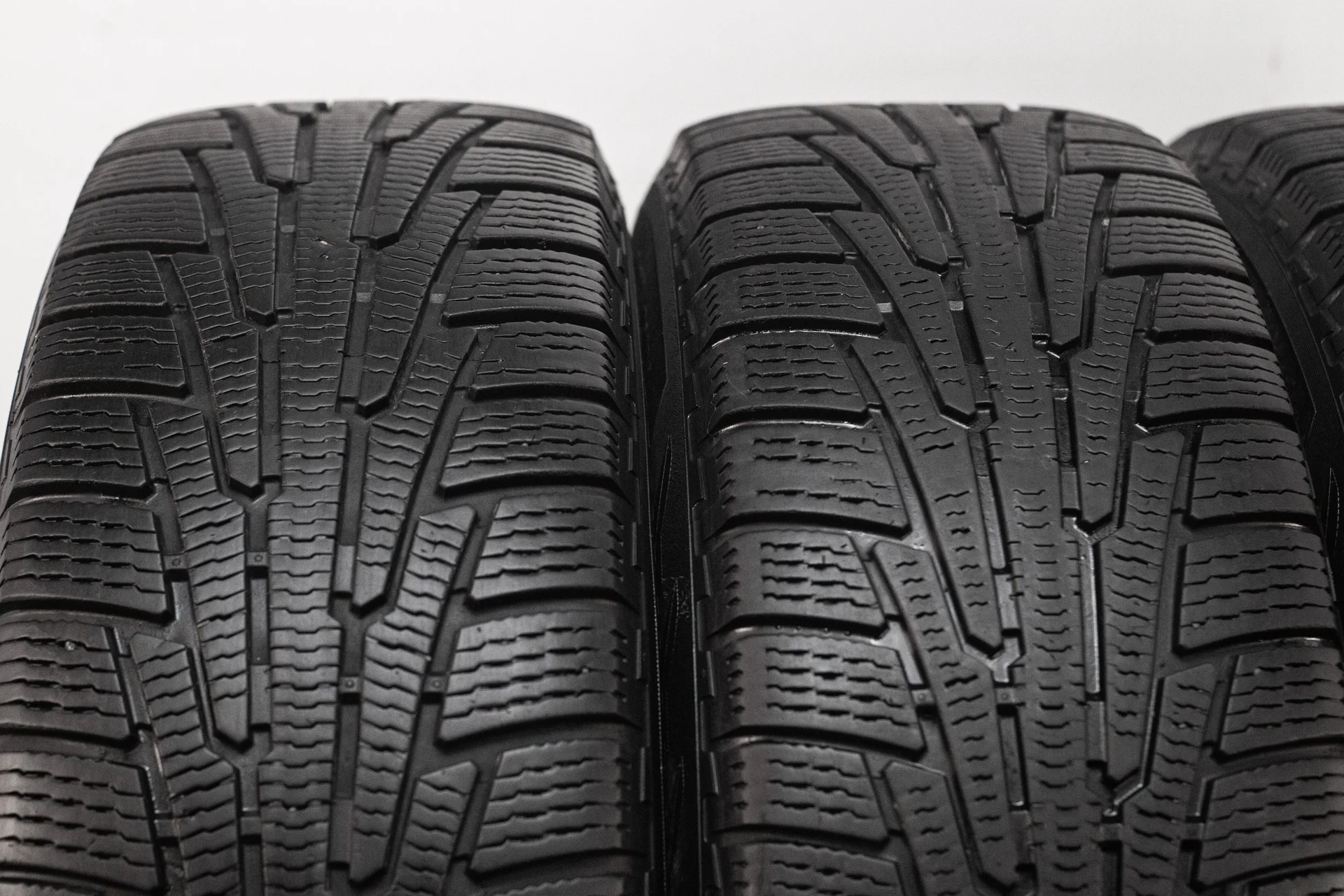 Nokian Nordman RS2 SUV 235/65 R18 110R - миниатюра 5