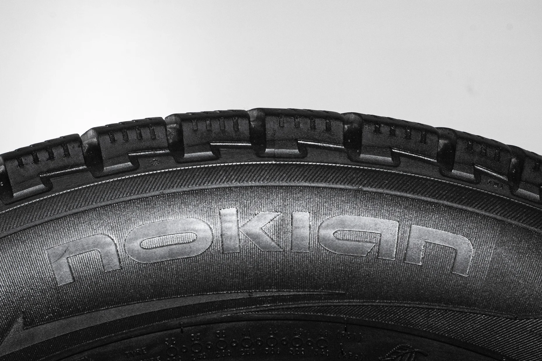 Nokian Nordman RS2 SUV 235/65 R18 110R - миниатюра 6