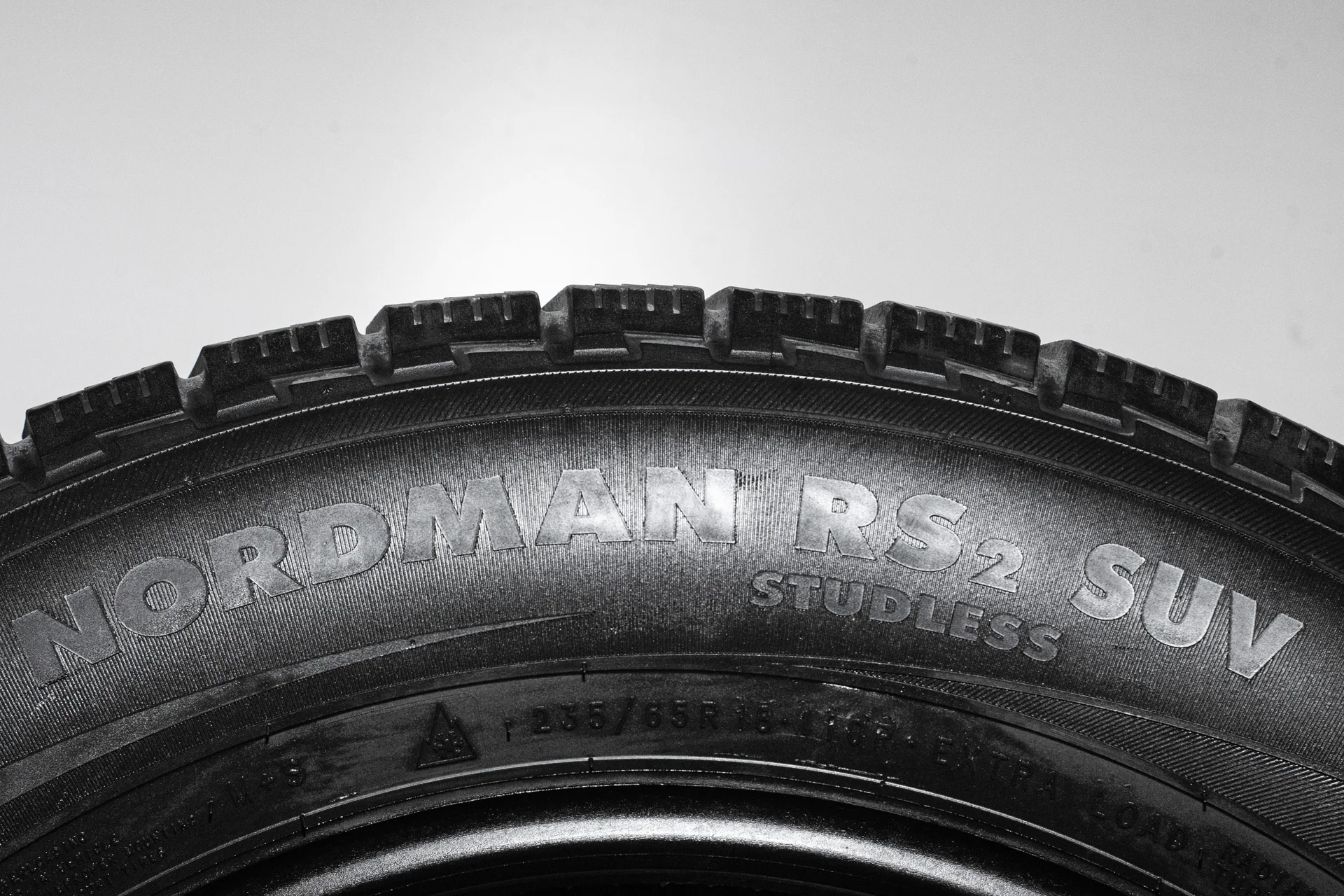 Nokian Nordman RS2 SUV 235/65 R18 110R - миниатюра 7