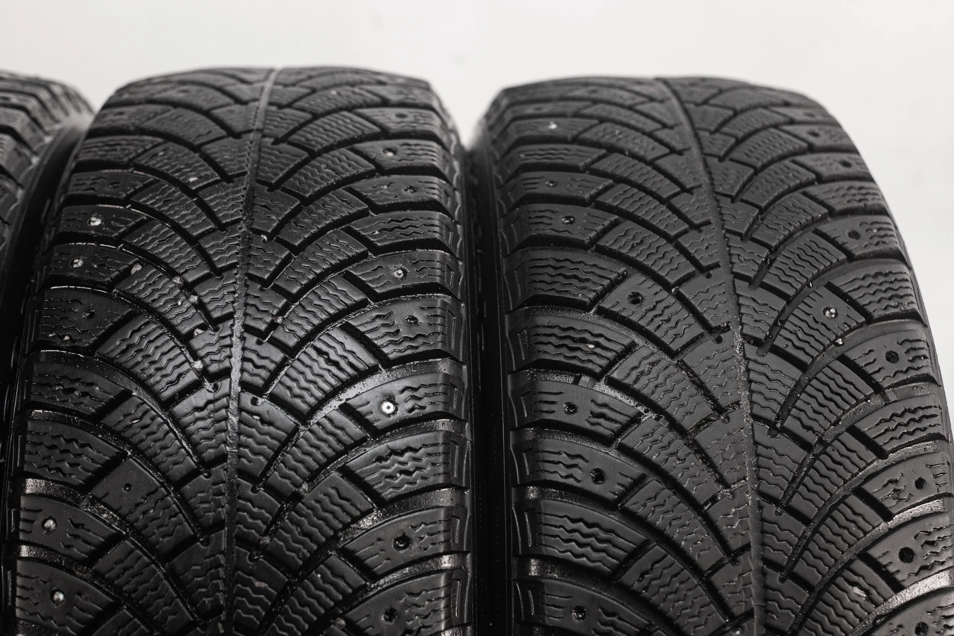 BFGoodrich g-Force Stud 215/65 R16 102Q - миниатюра 4