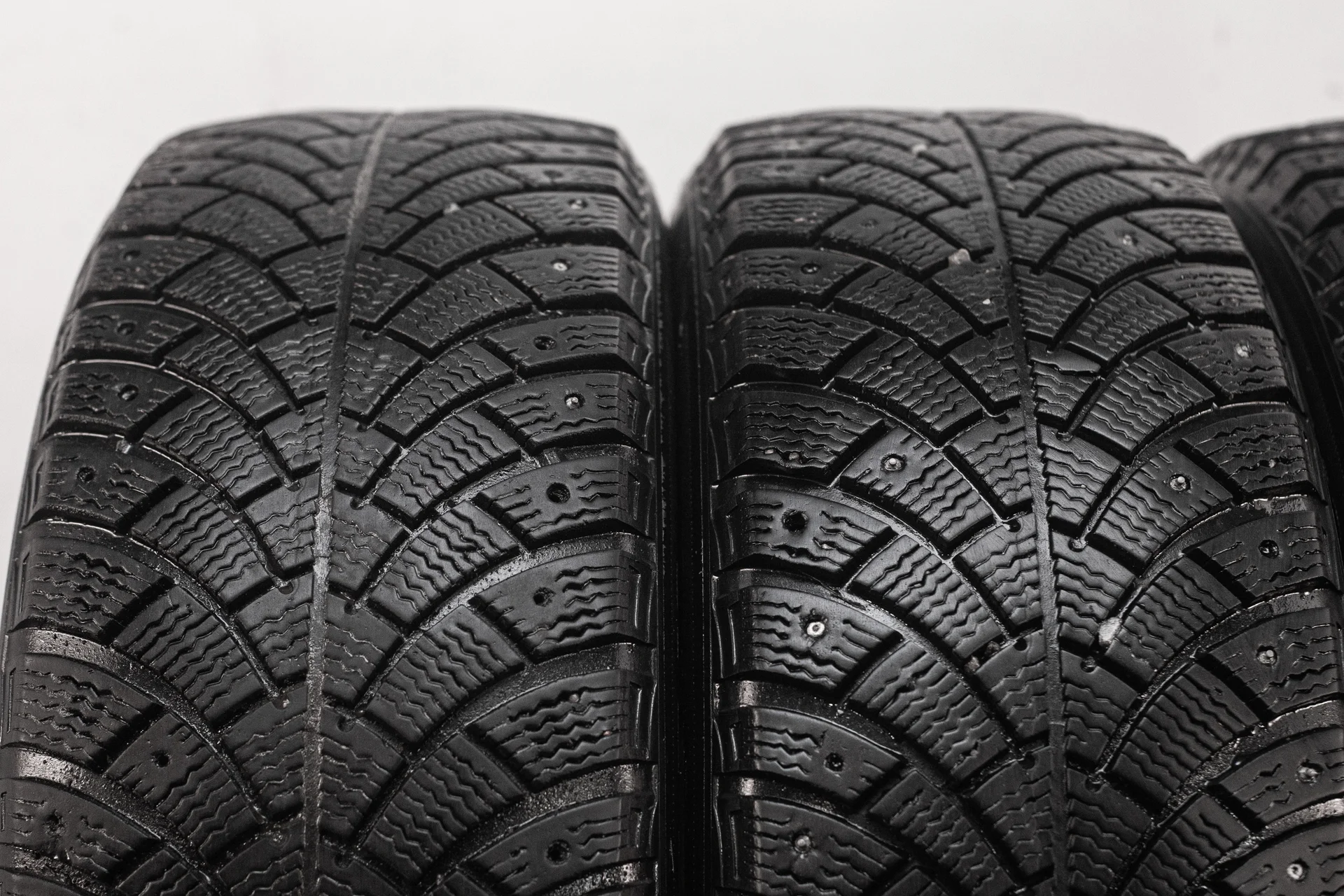 BFGoodrich g-Force Stud 215/65 R16 102Q - миниатюра 5