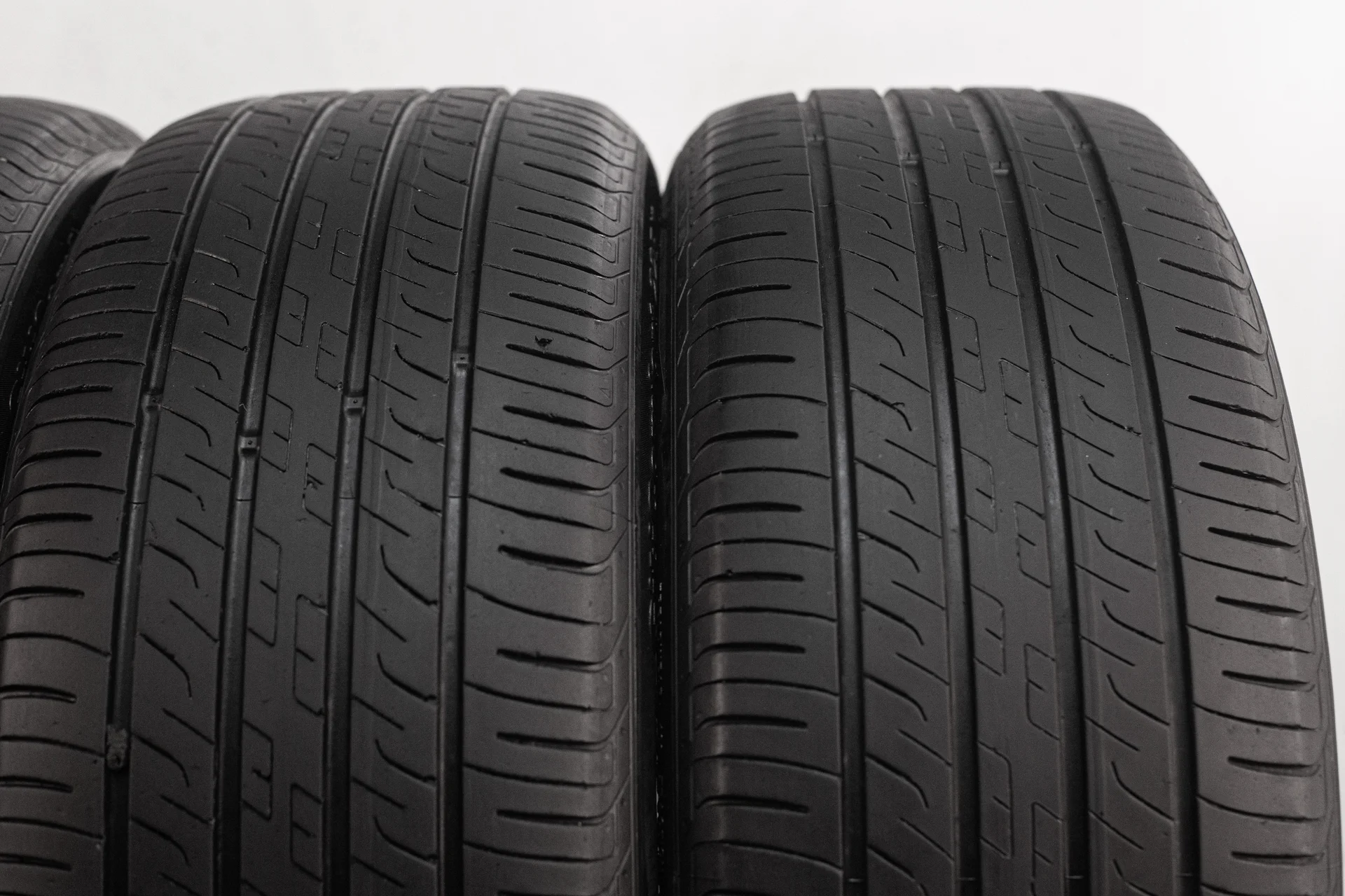 Giti GitiComfort 225 V1 235/50 R19 99V - миниатюра 4
