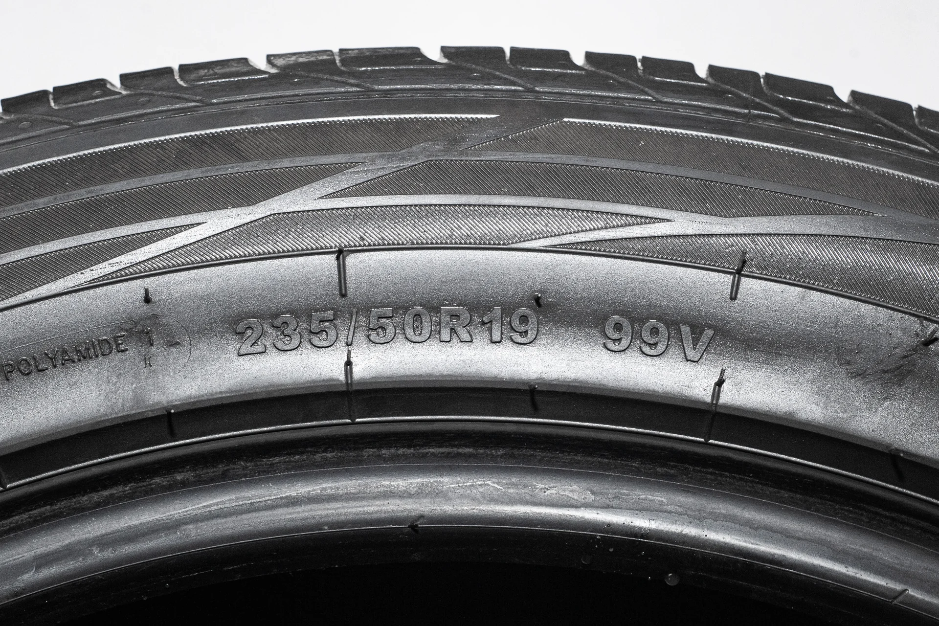 Giti GitiComfort 225 V1 235/50 R19 99V - миниатюра 8